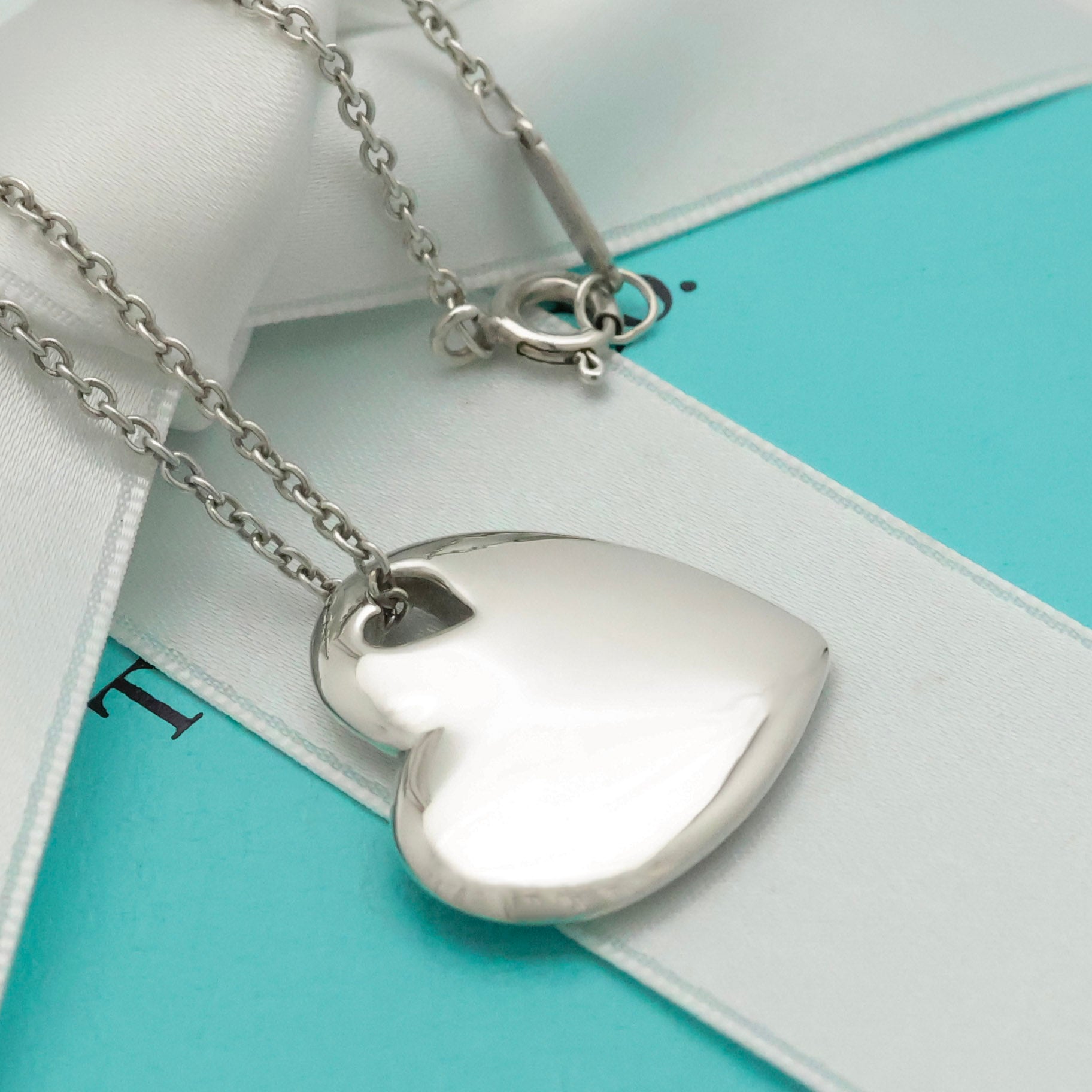 TIFFANY&Co. 2 ハート ステンシル カットアウト ネックレス AG925 