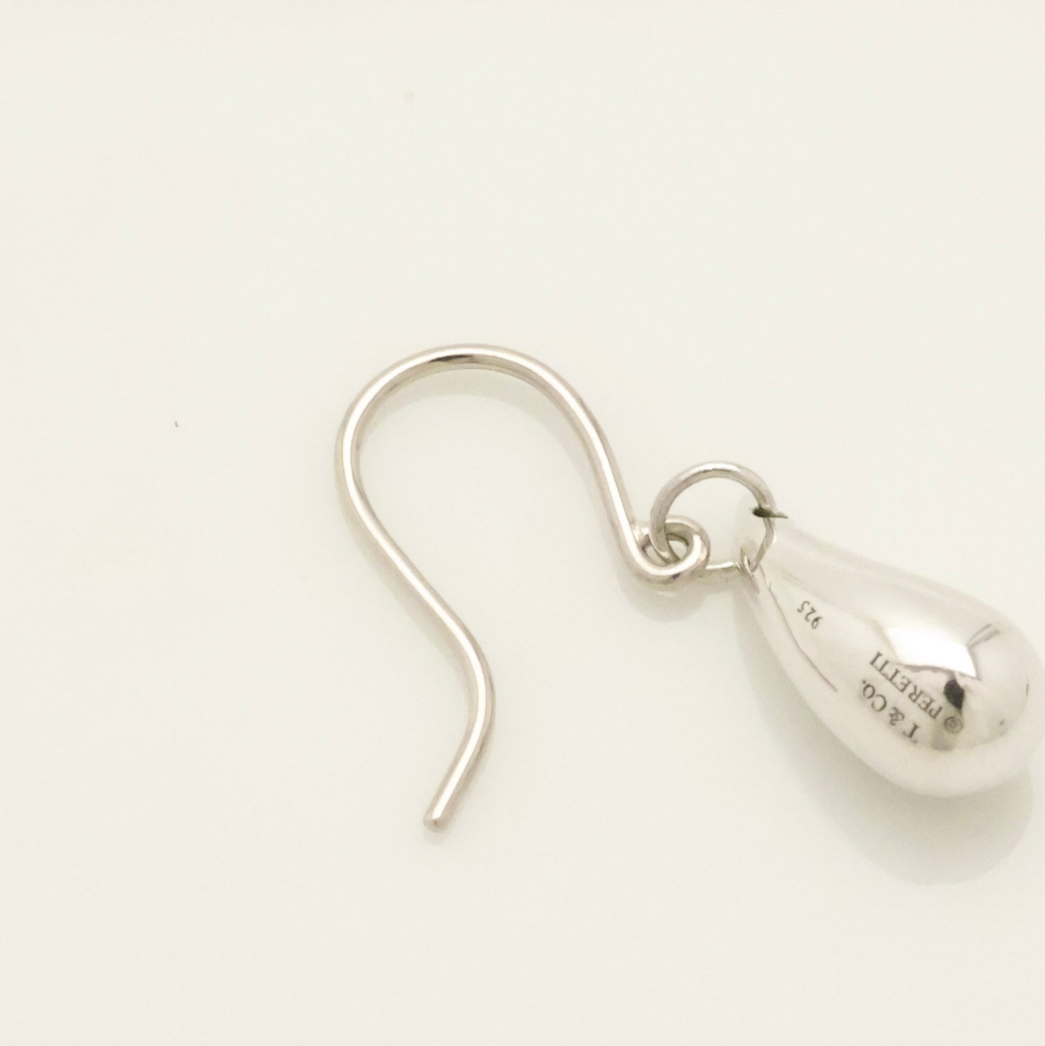 Tiffany & Co.SINGLE Peretti Teardrop Dangle Earrings Sterling Silver 925