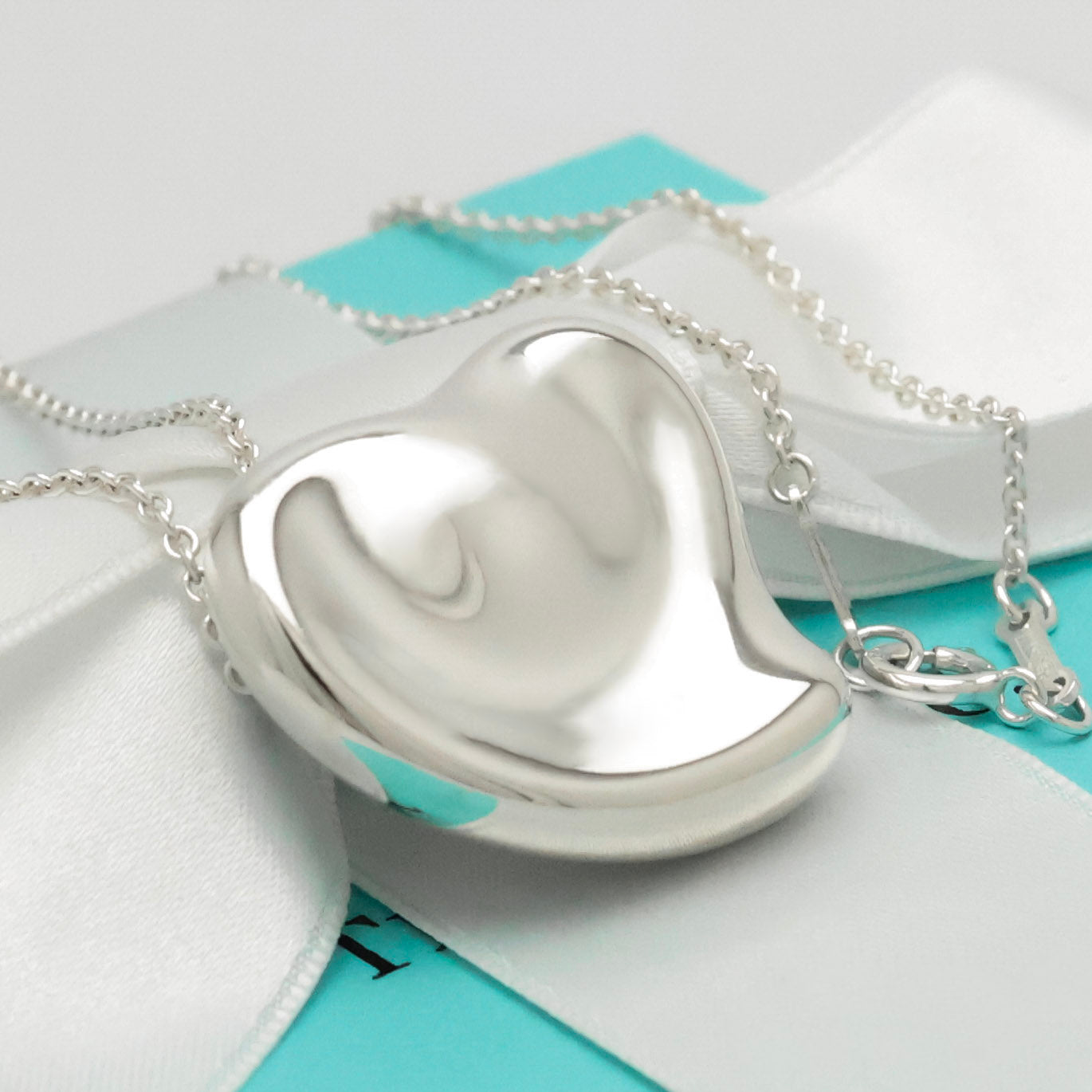  Tiffany & Co. Large Full Heart Pendant Necklace Sterling Silver 925