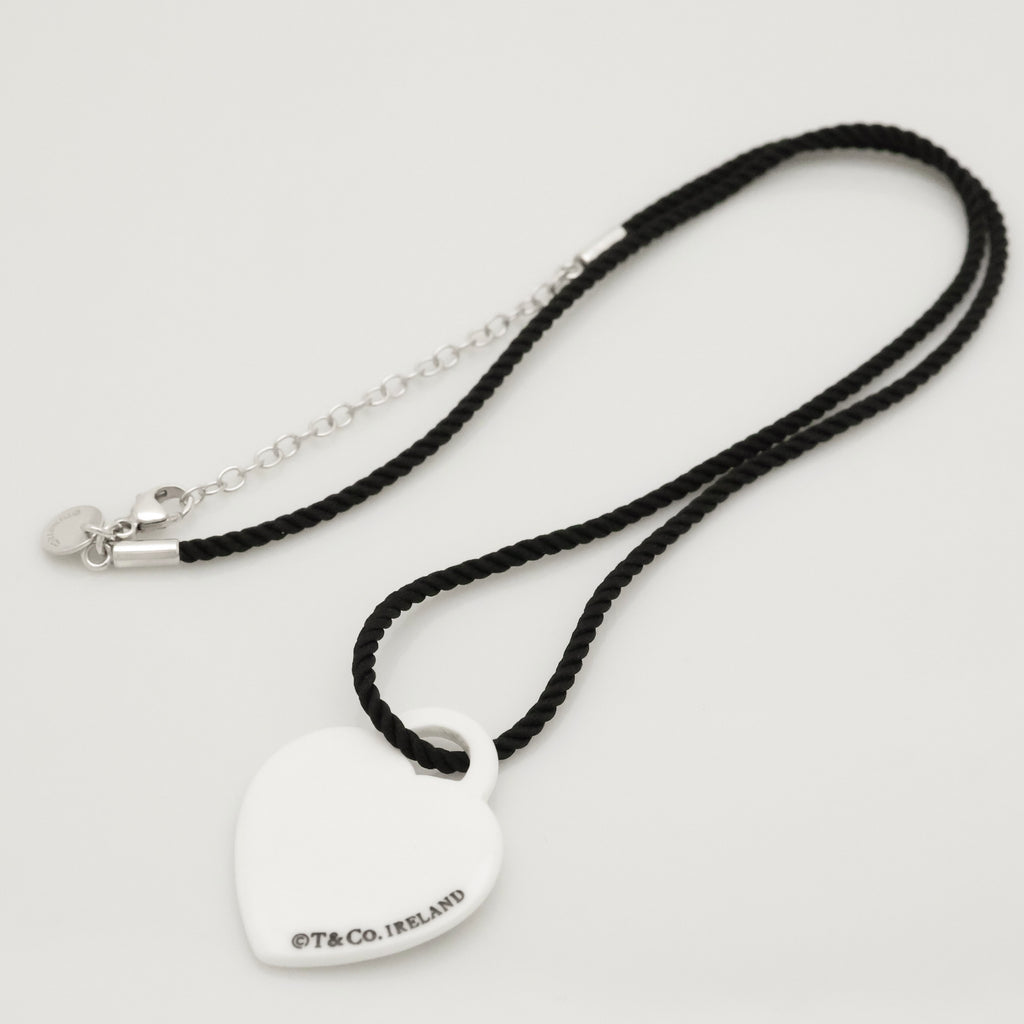 TIFFANY&Co. リターントゥ ティファニー ハート タグ ホワイト ボーン シルク コード ネックレス AG925