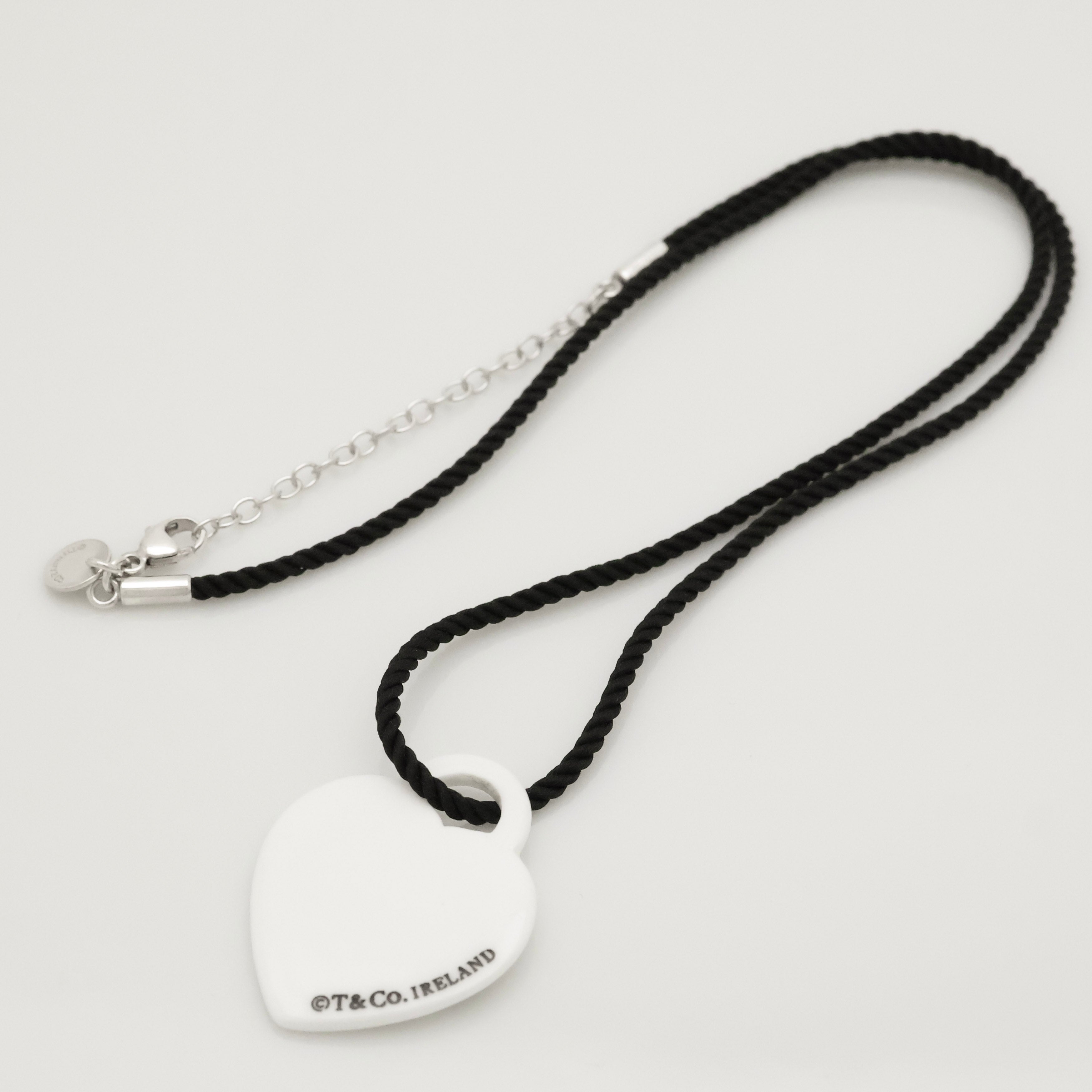 TIFFANY&Co. リターントゥ ティファニー ハート タグ ホワイト ボーン シルク コード ネックレス AG925