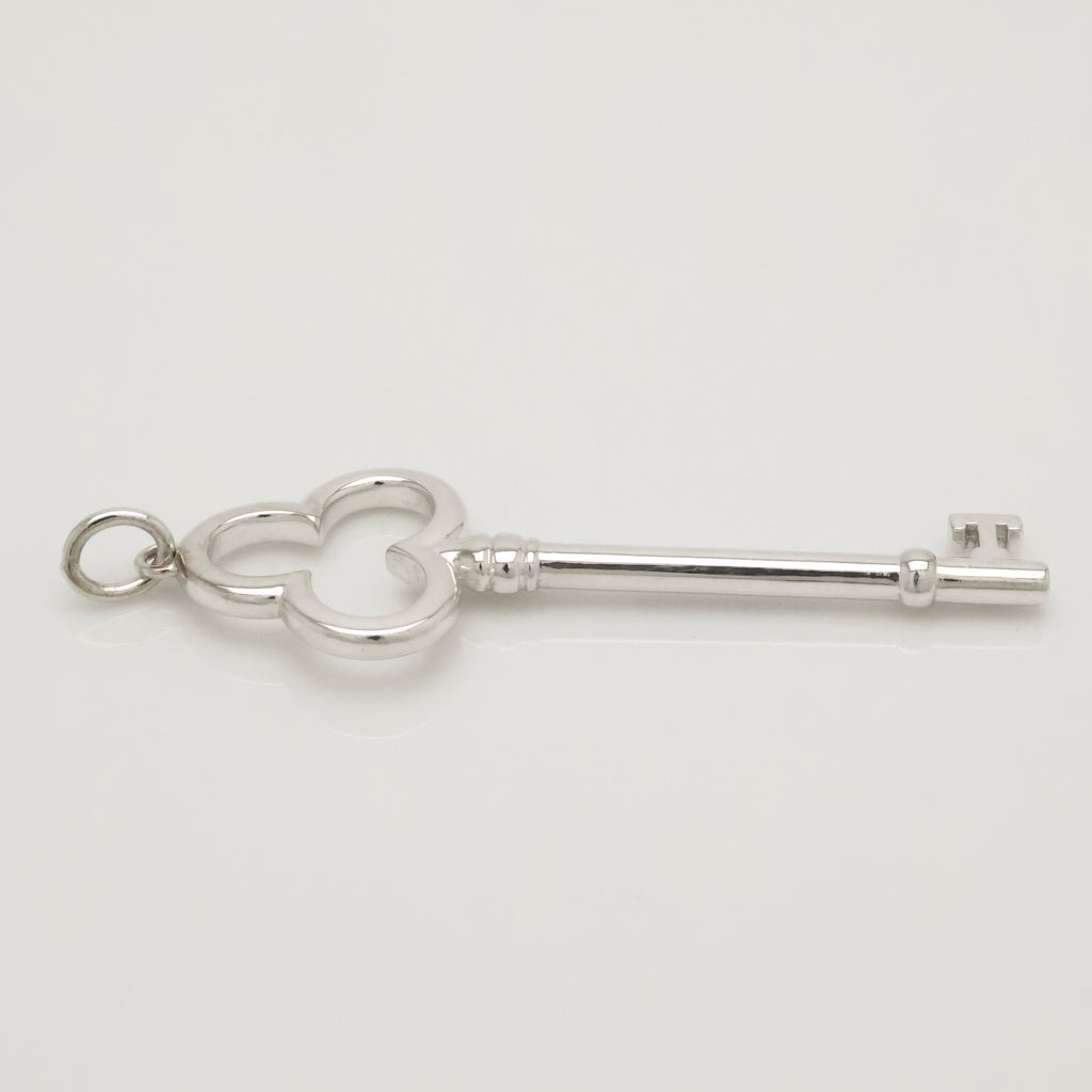 TIFFANY&Co. トレフォイル クローバー キー チャーム AG925
