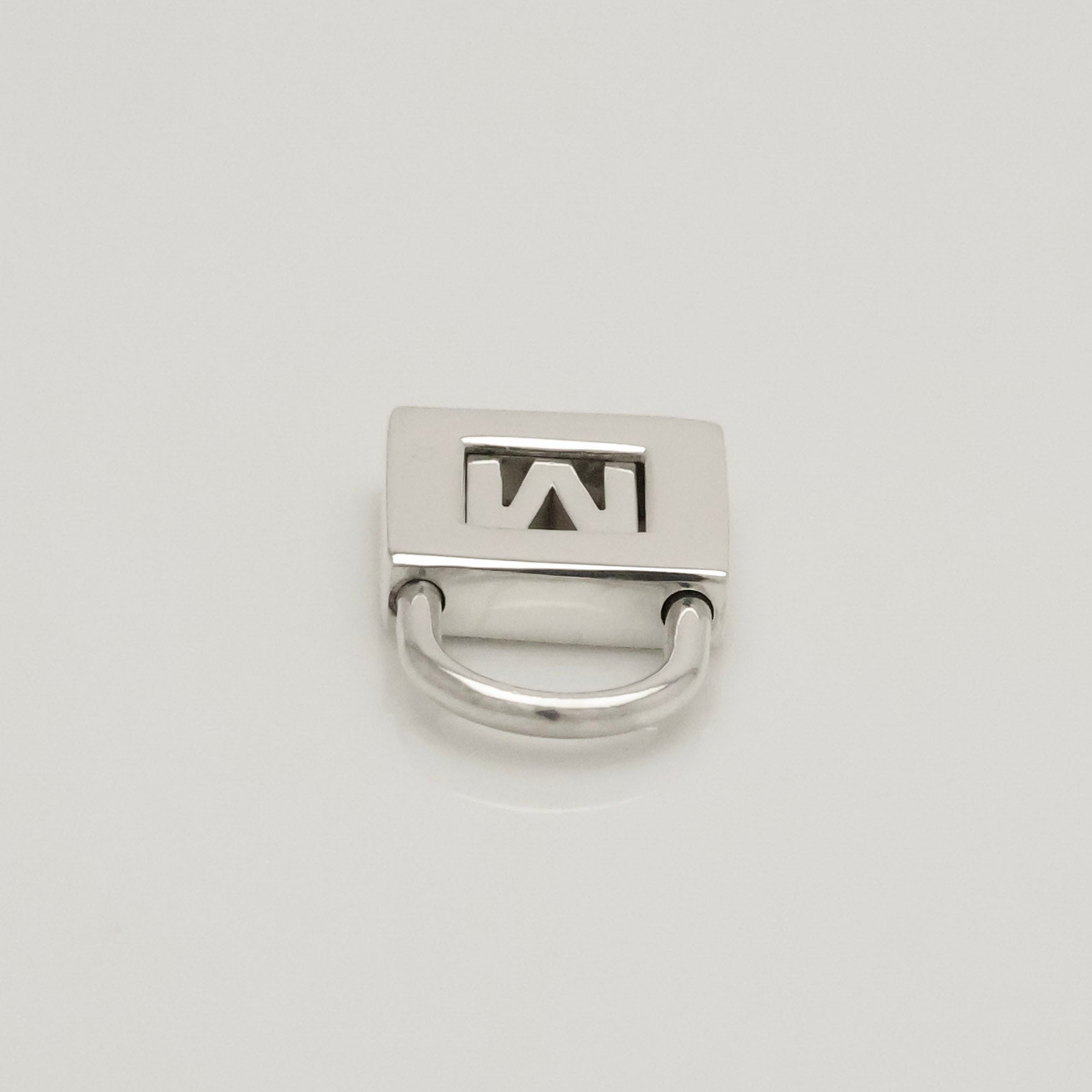 TIFFANY&Co. カデナ ロック M アルファベット ネックレス AG925