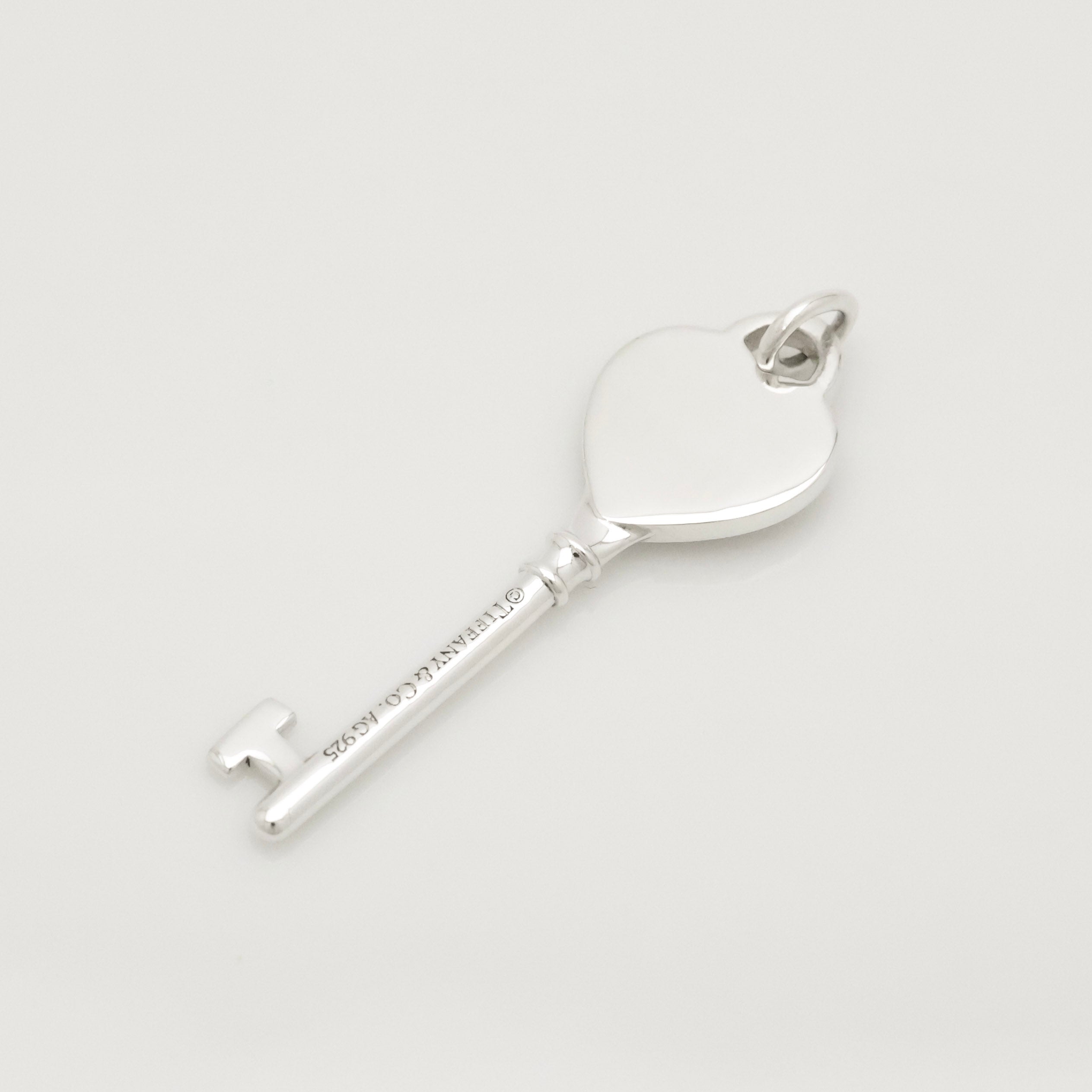 TIFFANY&Co. リターントゥ ティファニー ハート キー チャーム AG925