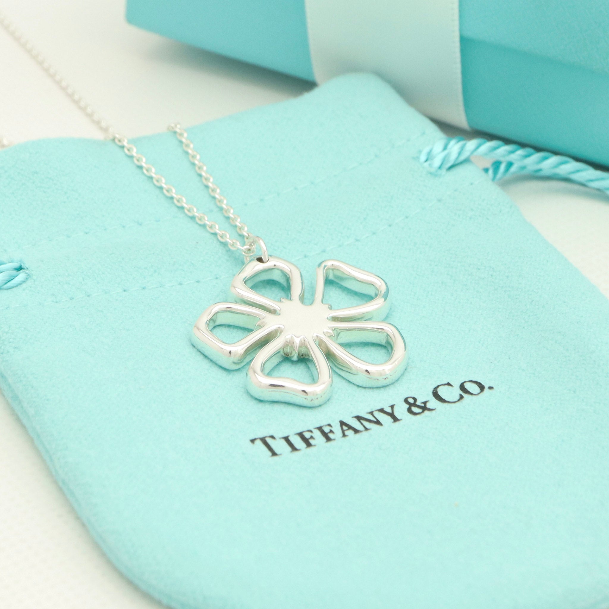 TIFFANY＆Co. ハイビスカス フラワー ネックレス AG925