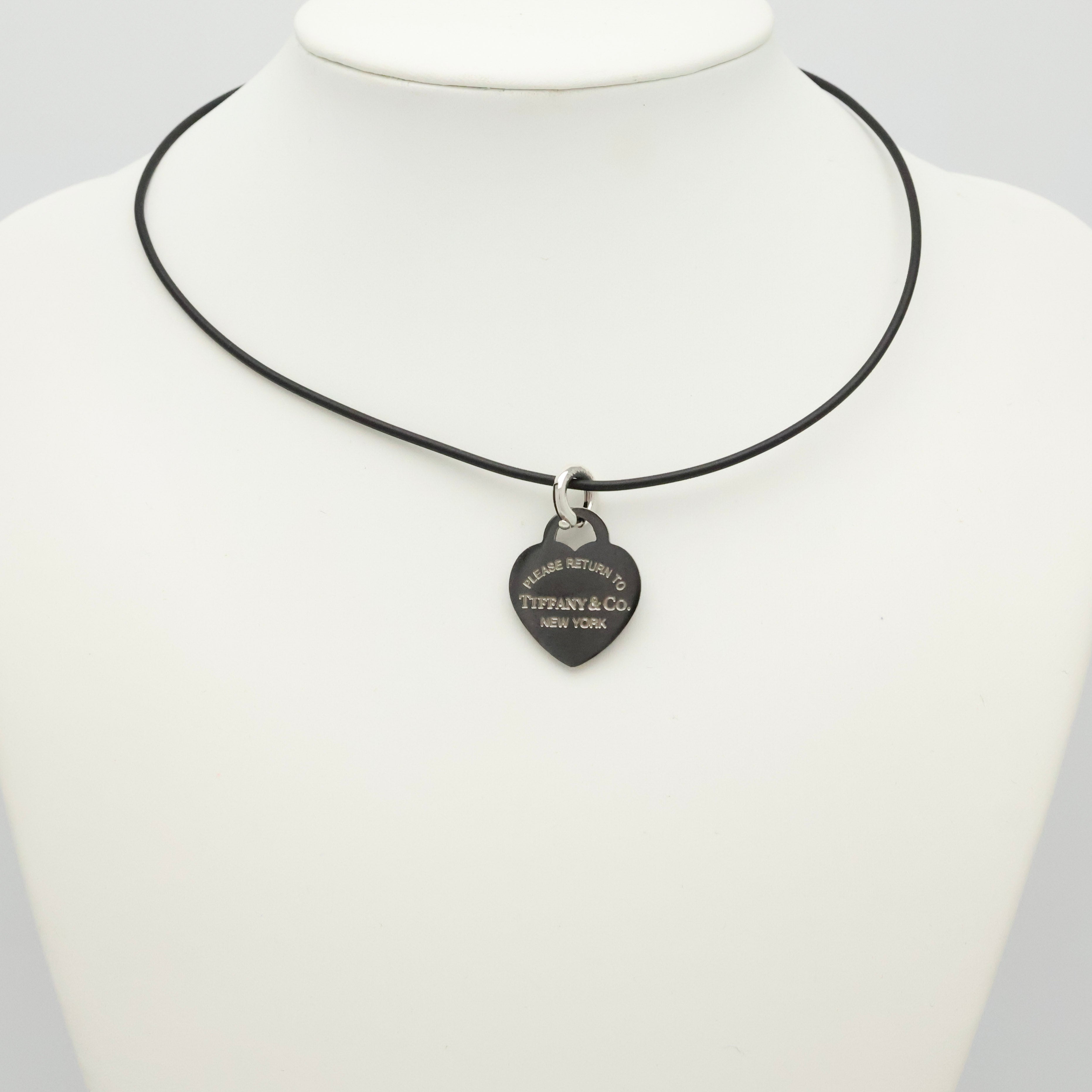 TIFFANY&Co. リターントゥ ティファニー ハート タグ ブラック チタン ラバー コード ネックレス AG925