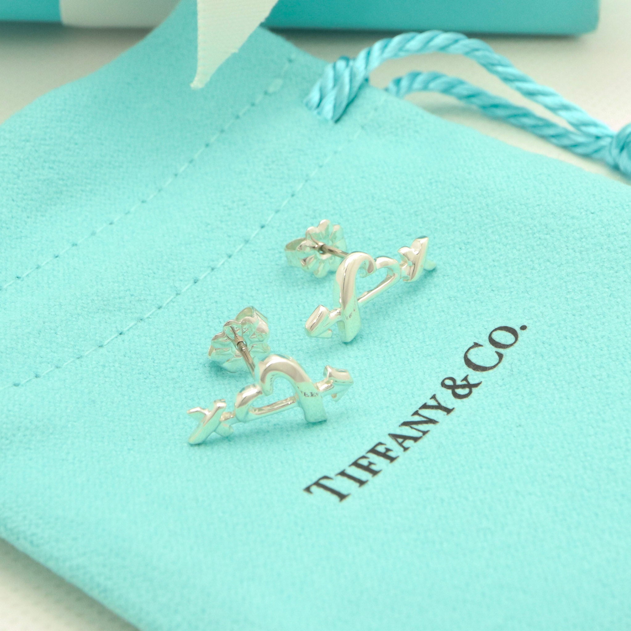 TIFFANY&Co. ラビング ハート アロー パロマピカソ スタッド ピアス AG925