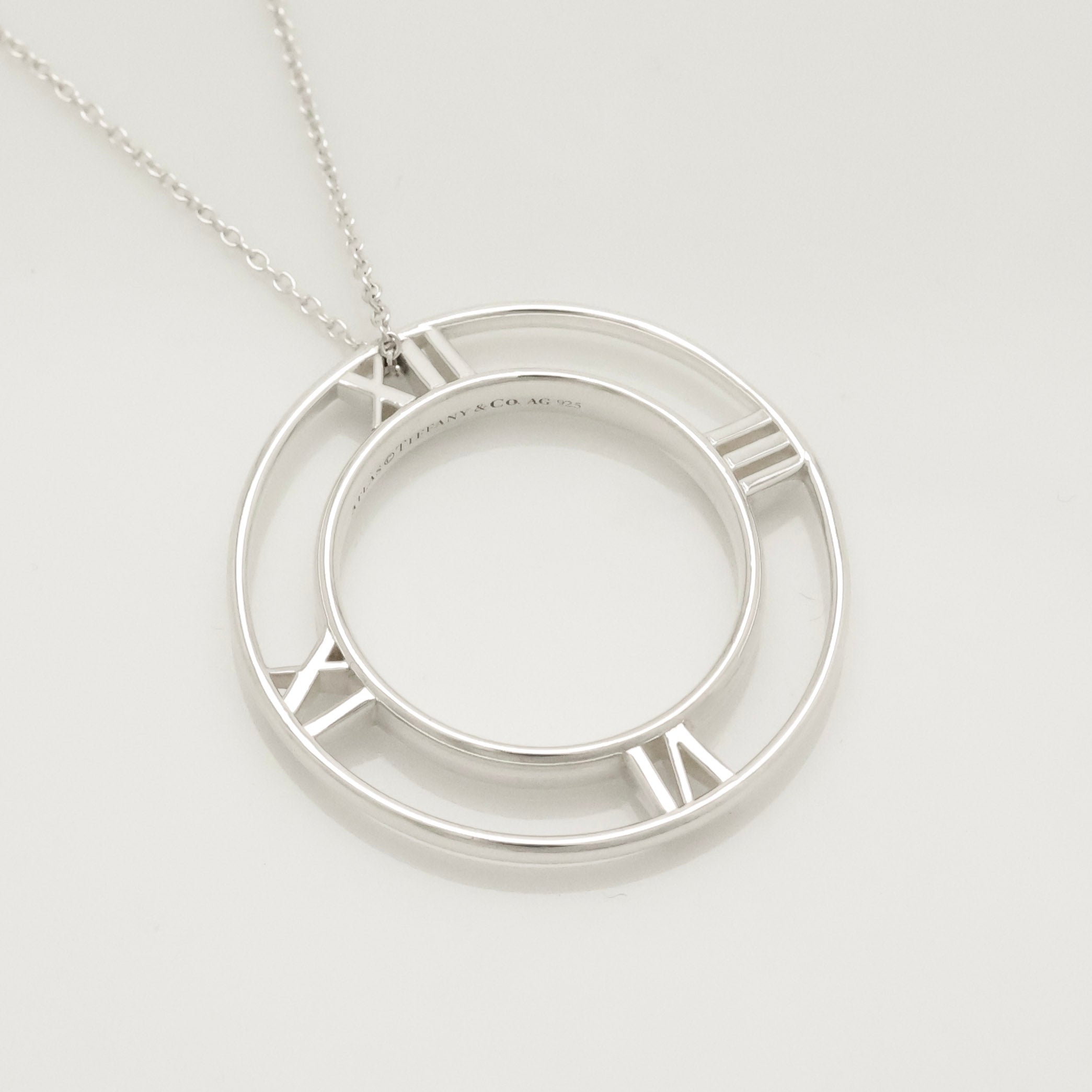 TIFFANY&Co. オープン アトラス メダリオン サークル ネックレス AG925