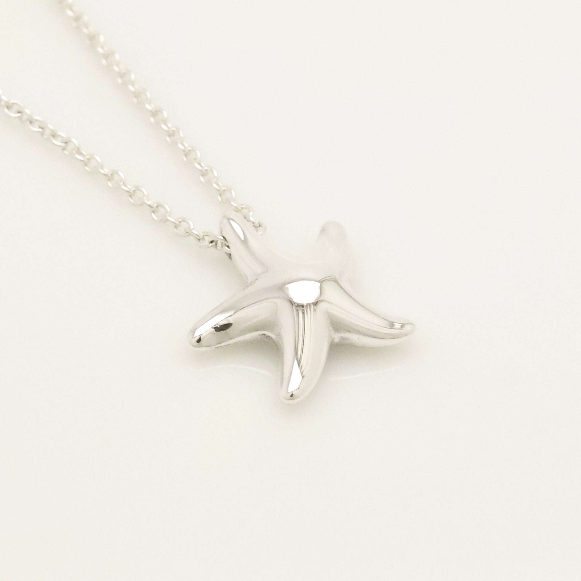 Tiffany & Co. Starfish Pendant Necklace Sterling Silve 925
