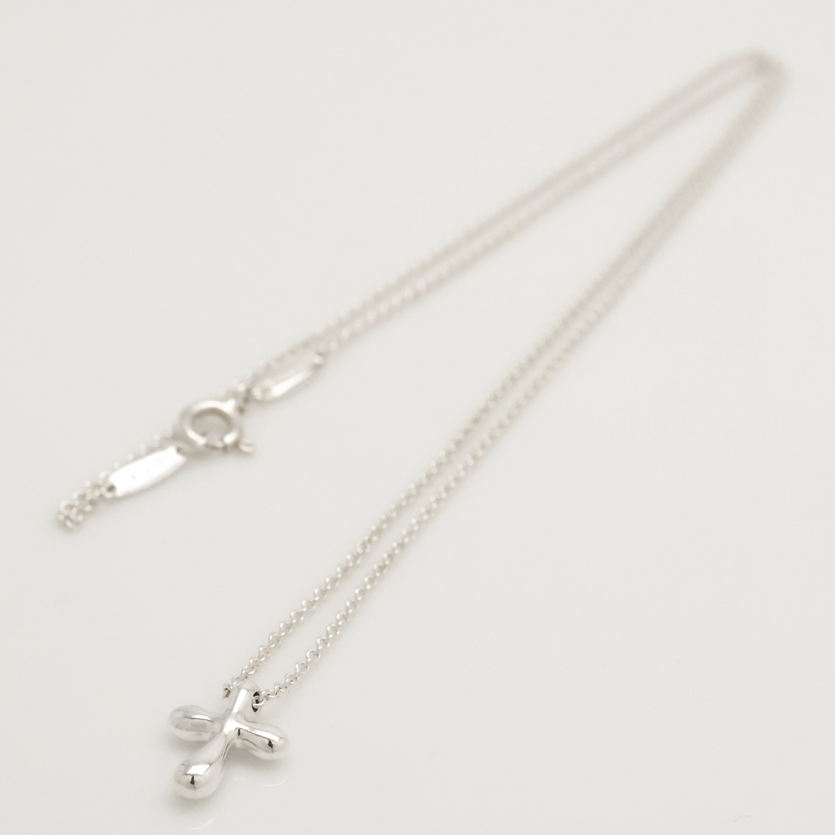 TIFFANY&Co. スモール クロス エルサペレッティ ネックレス AG925