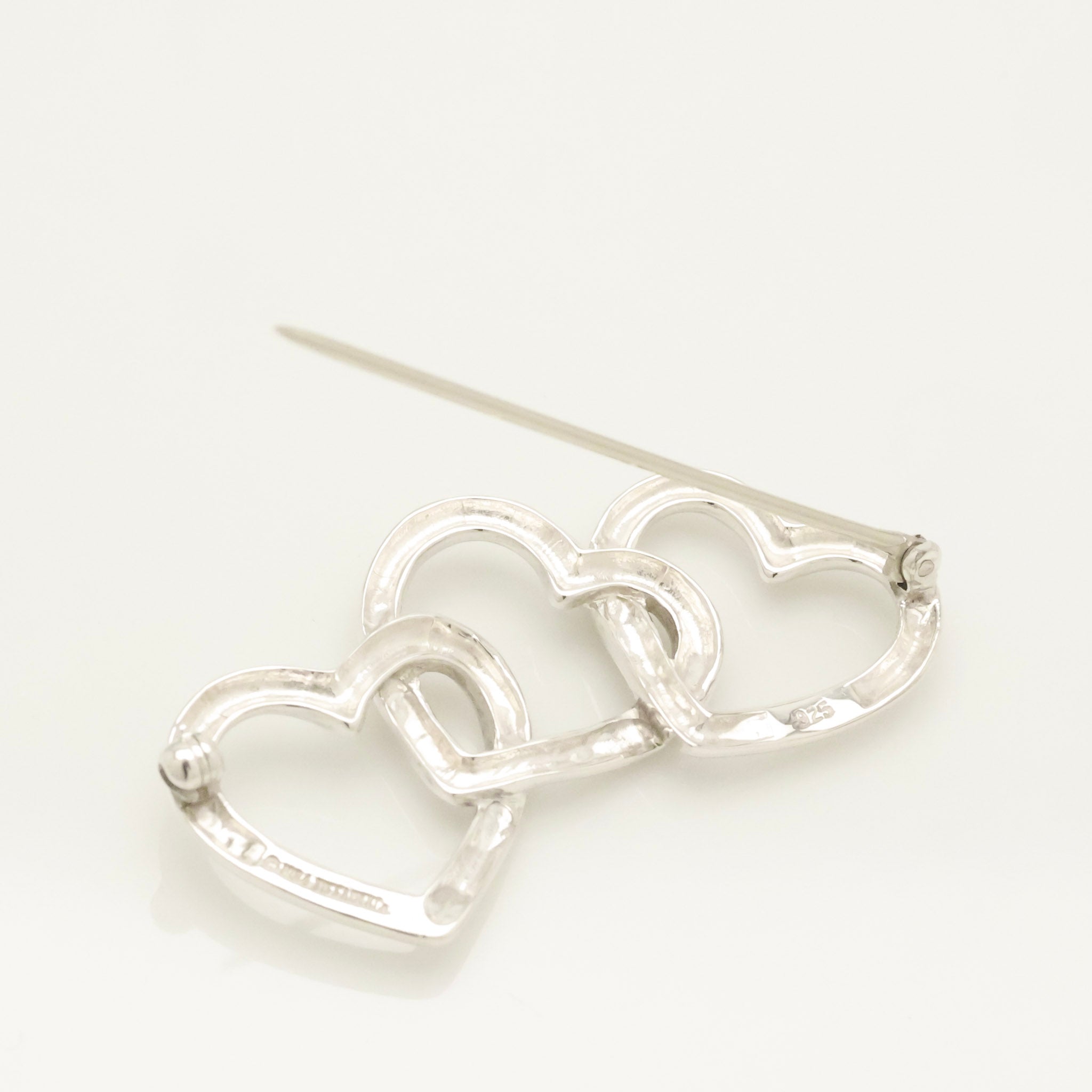 TIFFANY&Co. トリプル オープン ハート ピン ブローチ AG925