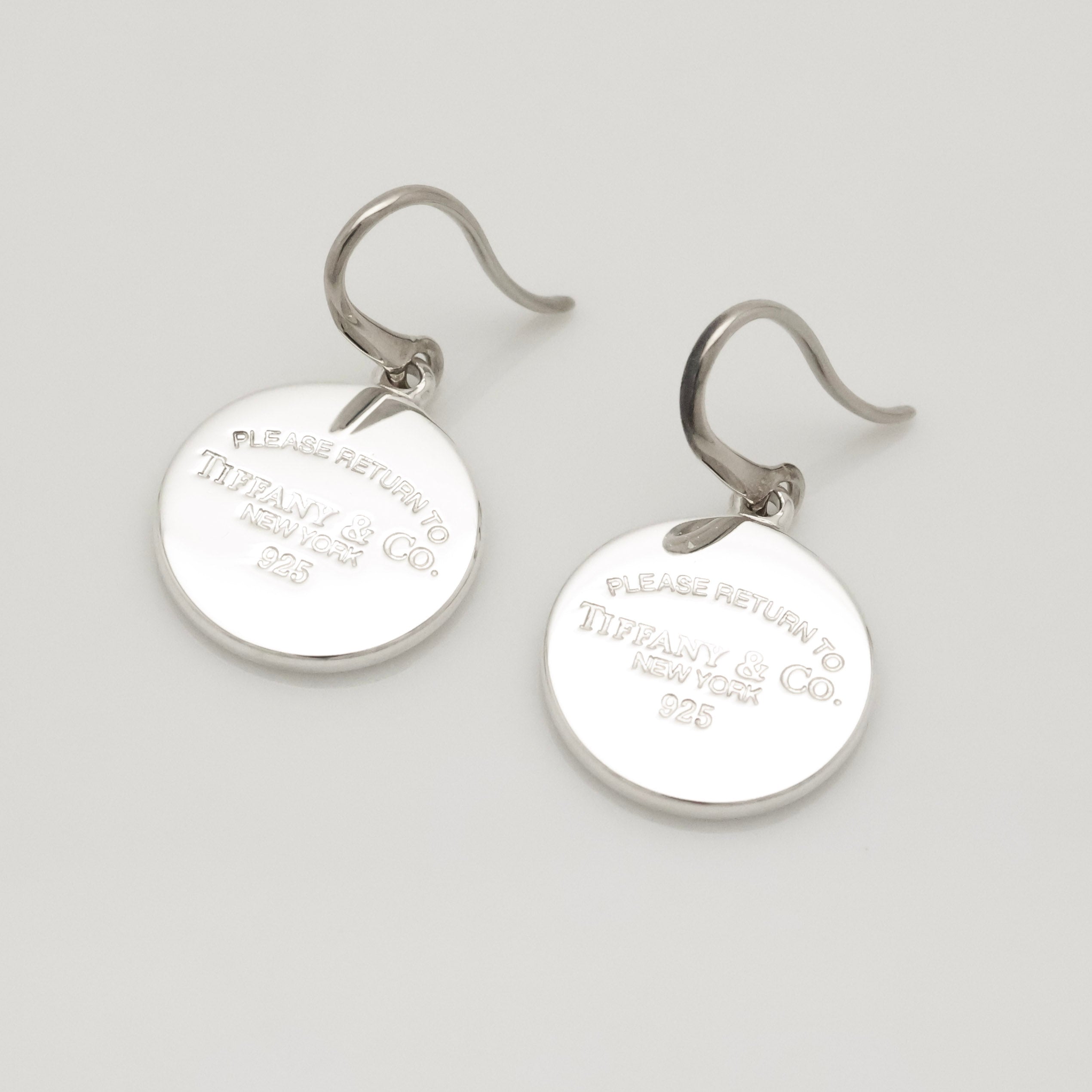 TIFFANY&Co. リターントゥ ティファニー ラウンド フック ピアス AG925