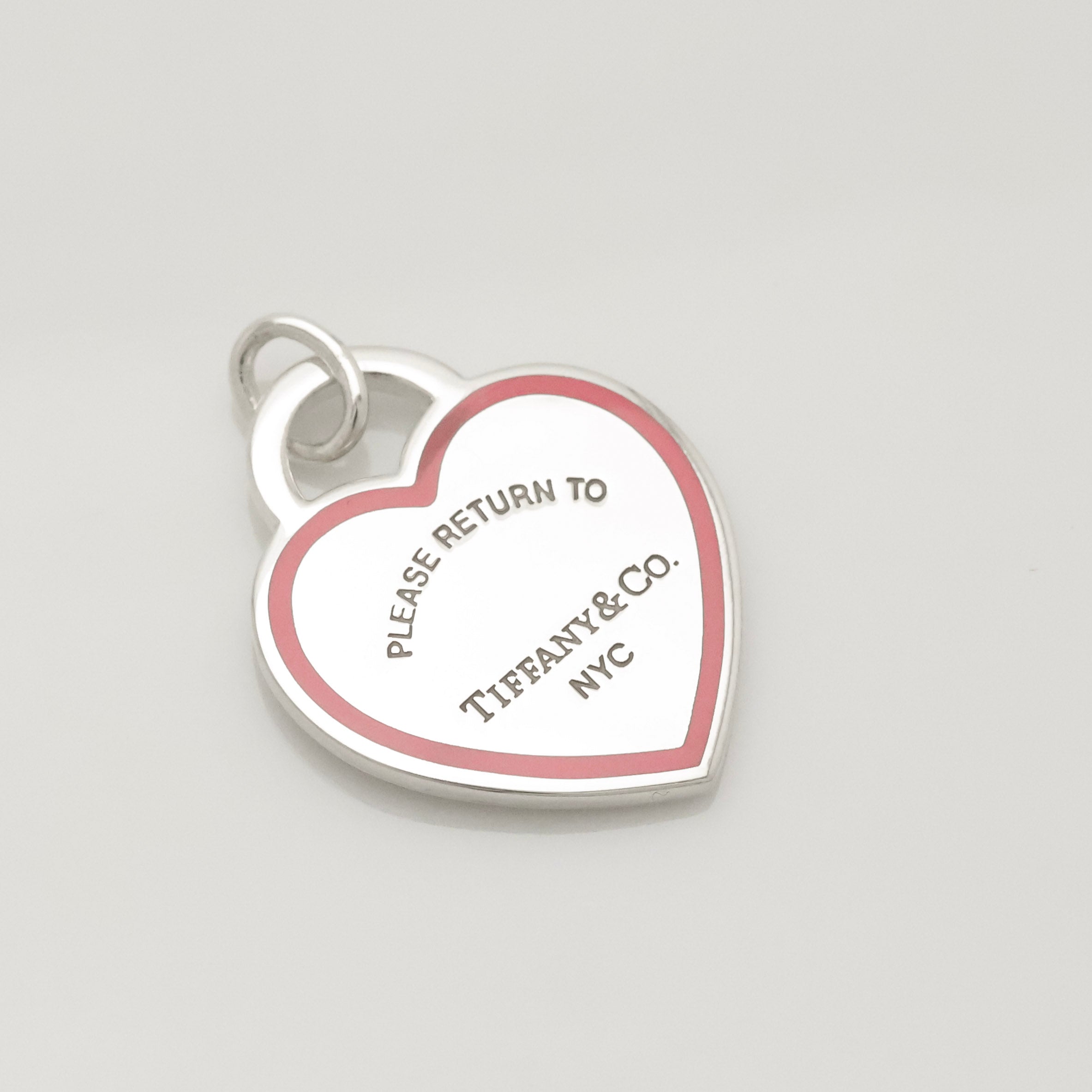TIFFANY&Co. リターントゥ ティファニー ハート タグ ピンク エナメル チャーム AG925