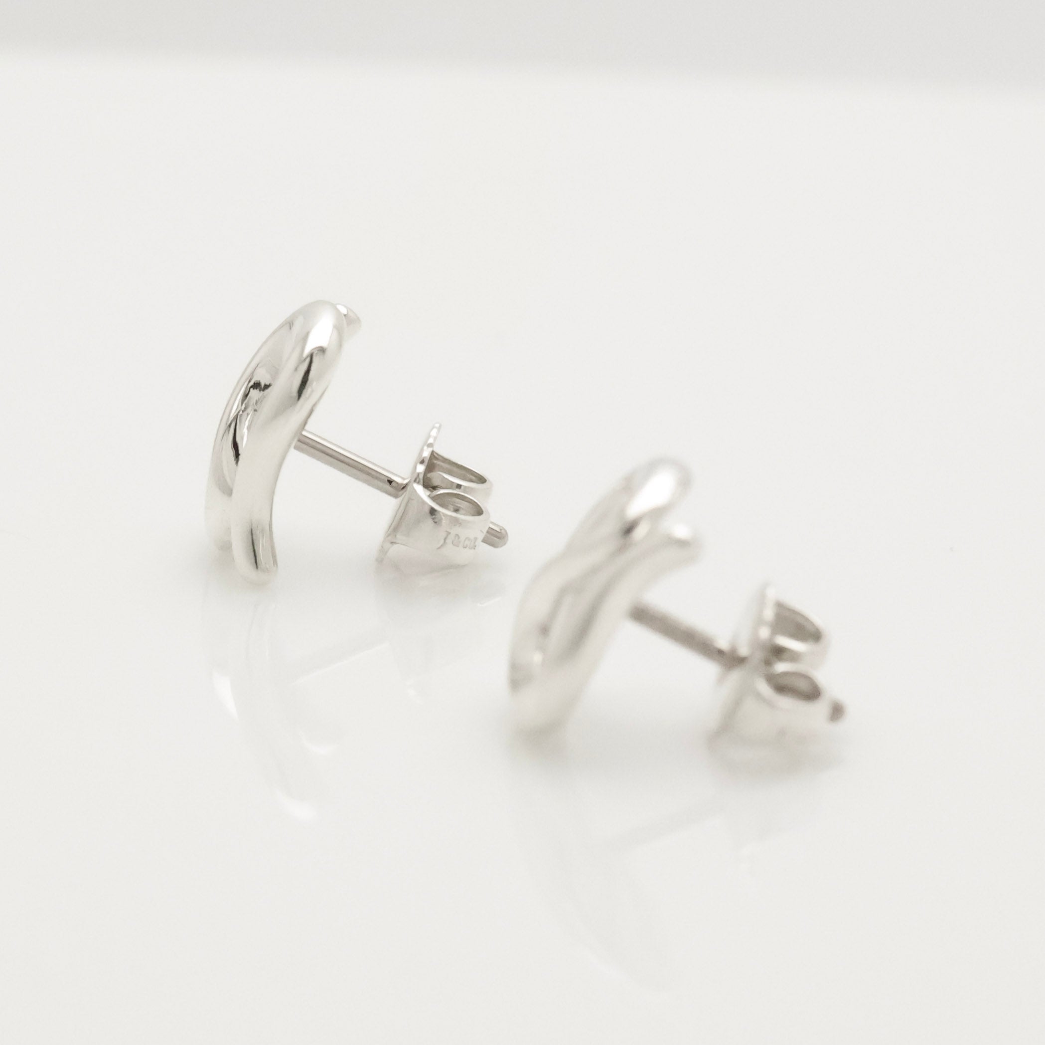 TIFFANY&Co. オープン ウェーブ エルサペレッティ スタッド ピアス AG925