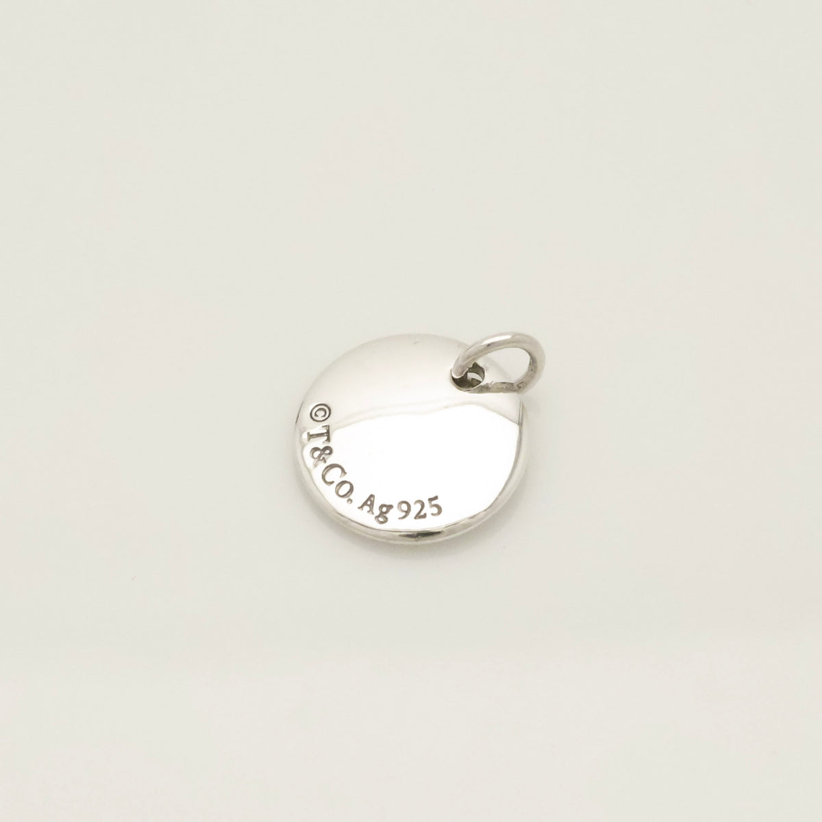 TIFFANY&Co. ノーツ レター アルファベット イニシャル A ディスク チャーム AG925