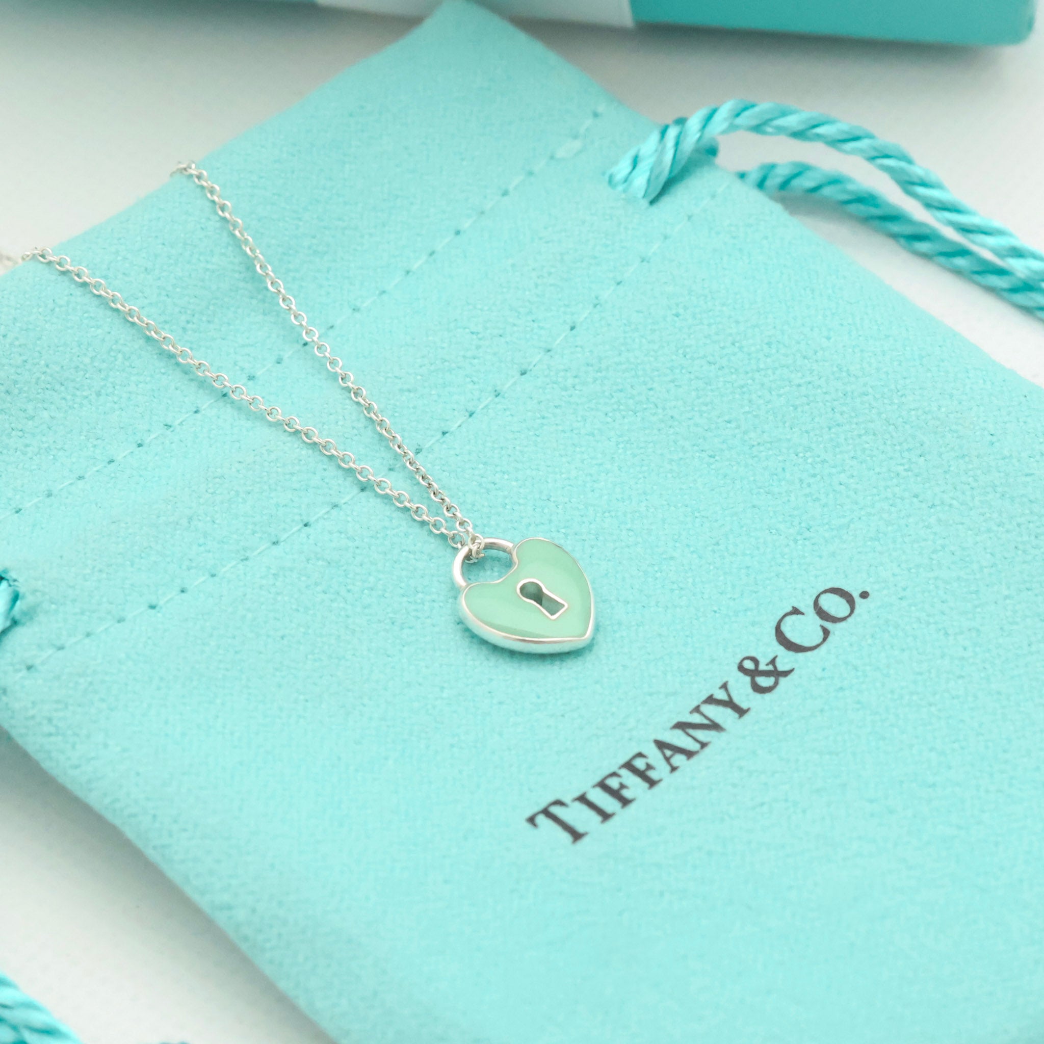 TIFFANY&Co. ハート ロック ブルーエナメル ネックレス AG925