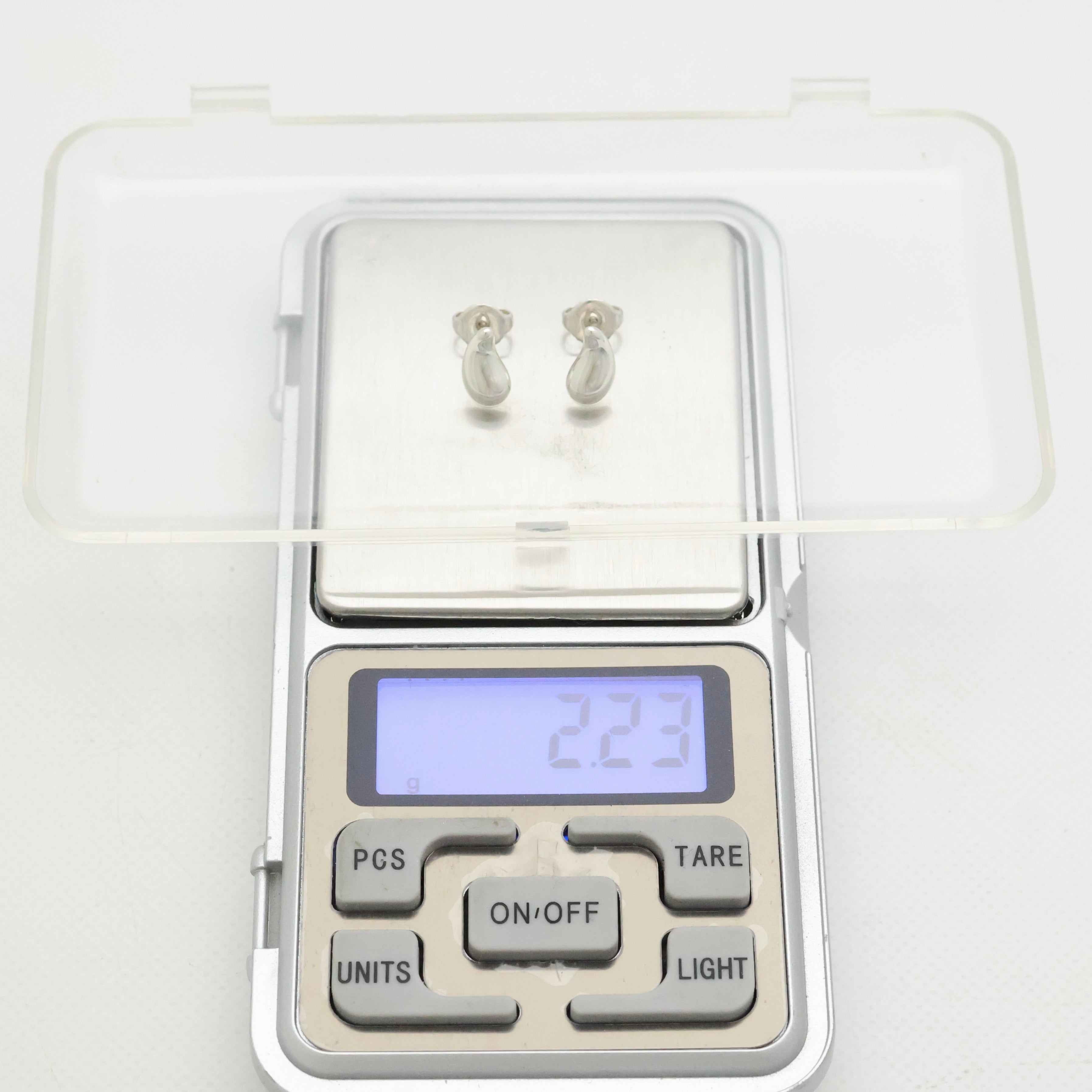 TIFFANY&Co. ティアドロップ エルサペレッティ スタッド ピアス AG925