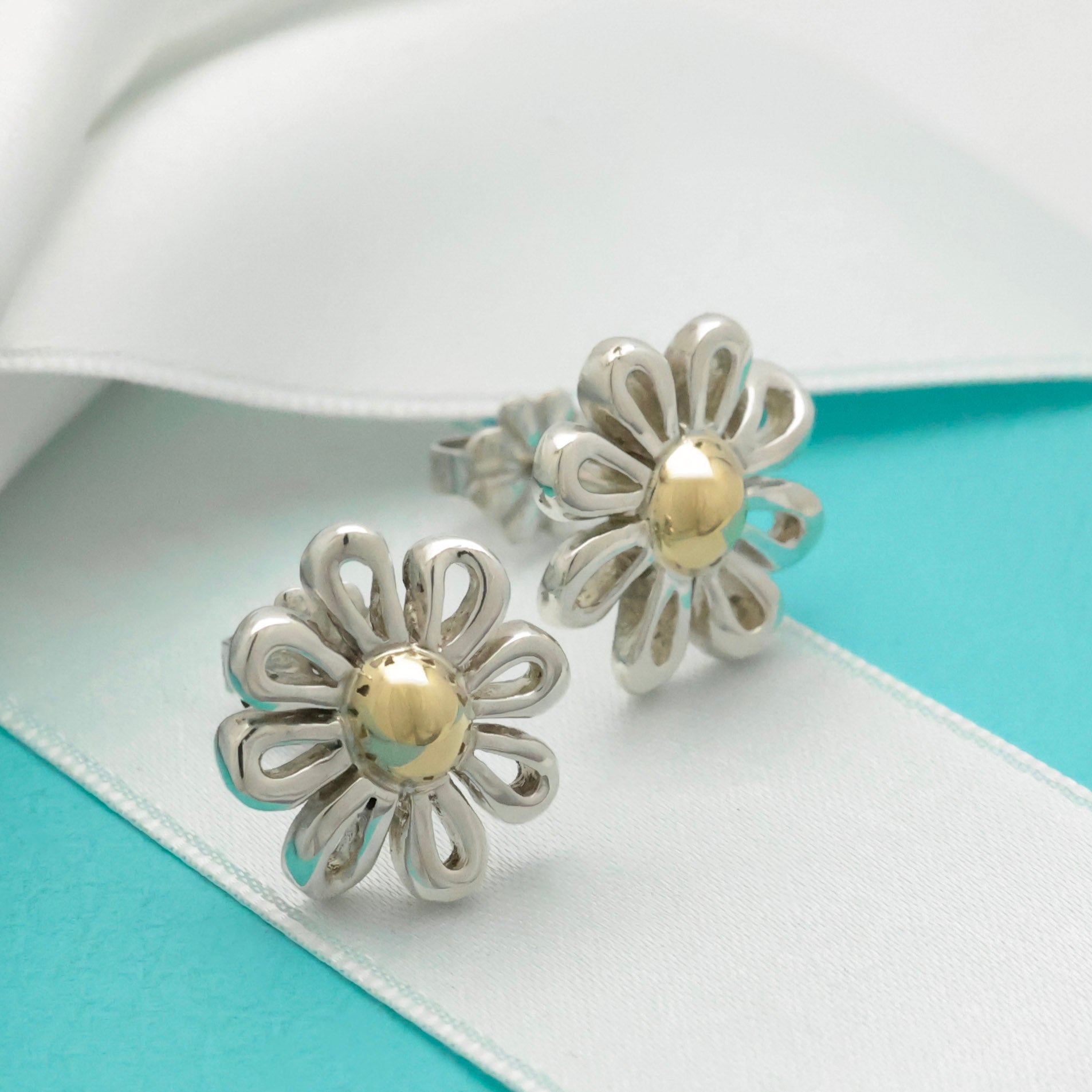 TIFFANY&Co. デイジー フラワー コンビ パロマピカソ スタッド ピアス AG925 AU750