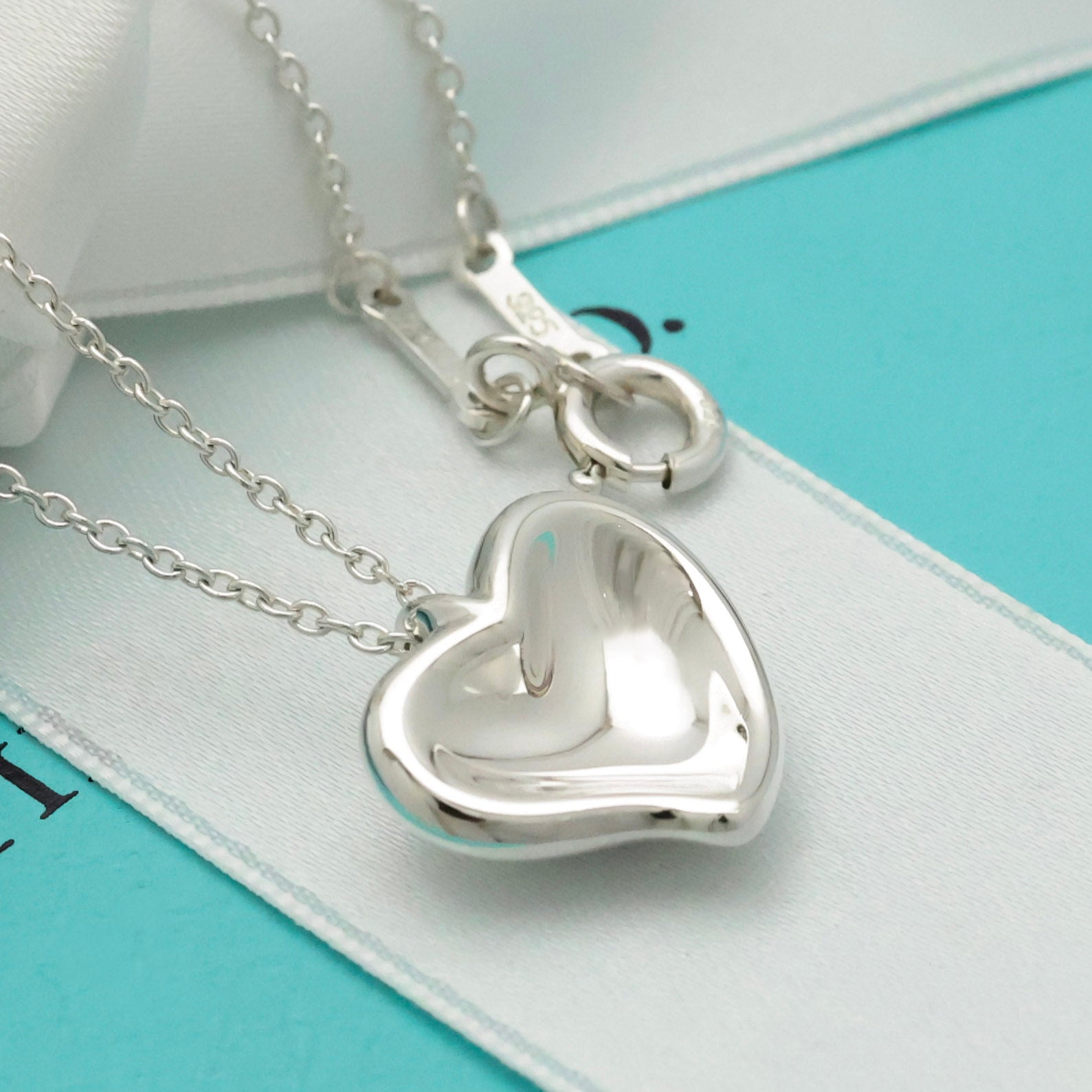 Tiffany & Co. Peretti Curved Full Heart Necklace Sterling Silver 925