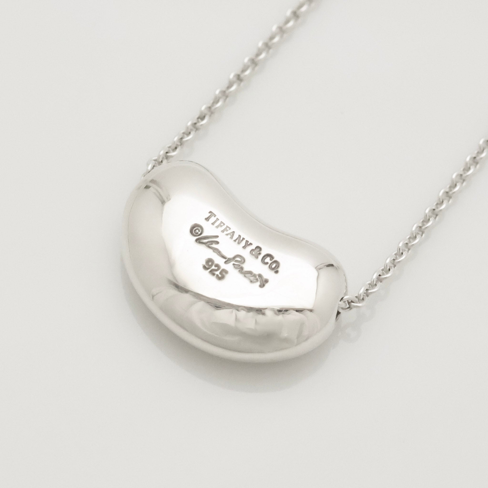  Tiffany & Co. Peretti Large  Bean Necklace  Sterling Silver 925 