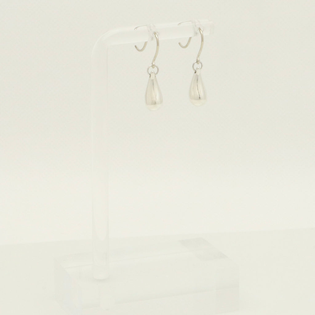 TIFFANY&Co. ティアドロップ エルサペレッティ フック ピアス AG925