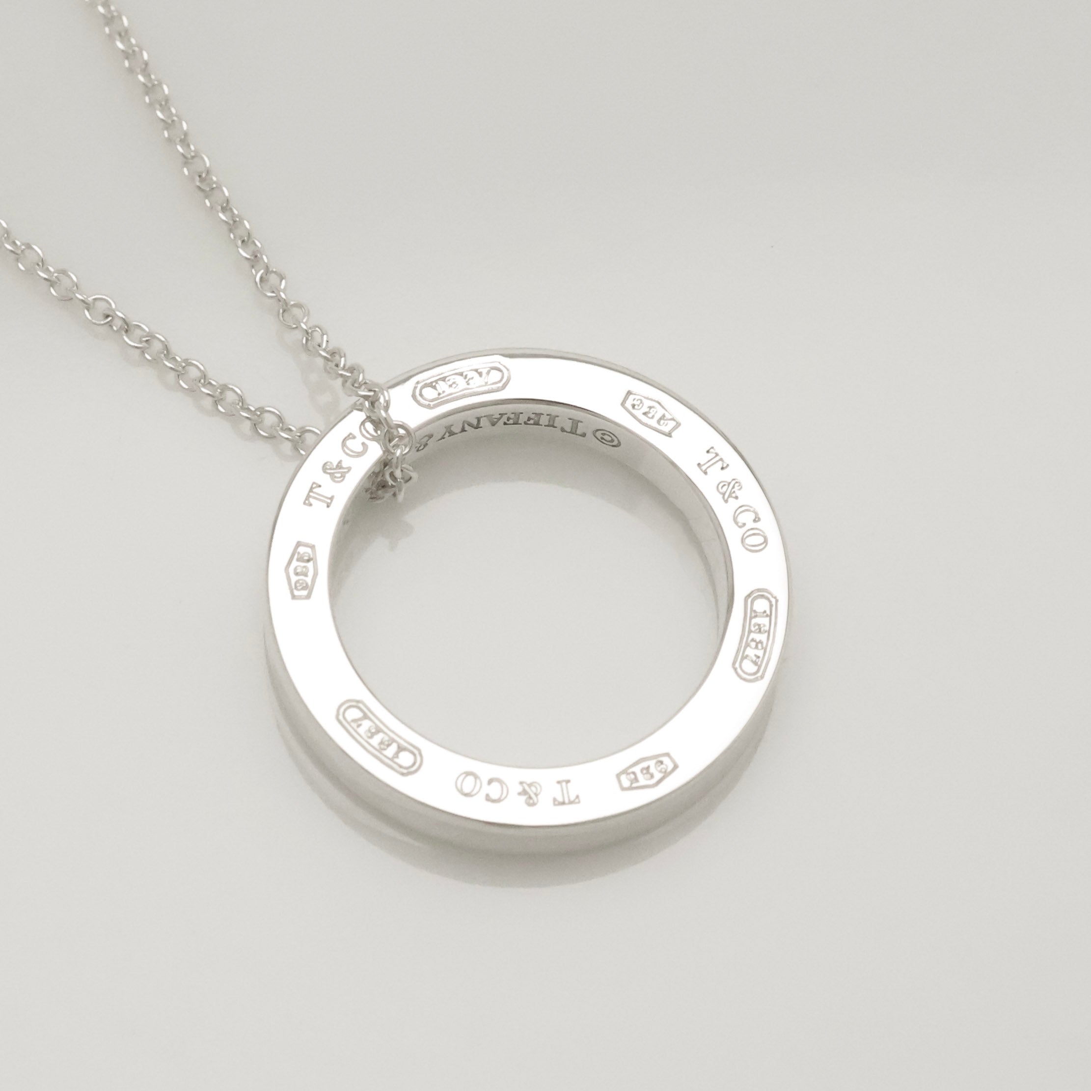 Tiffany & Co. Round Circle Pendant Necklace Sterling Silver 925