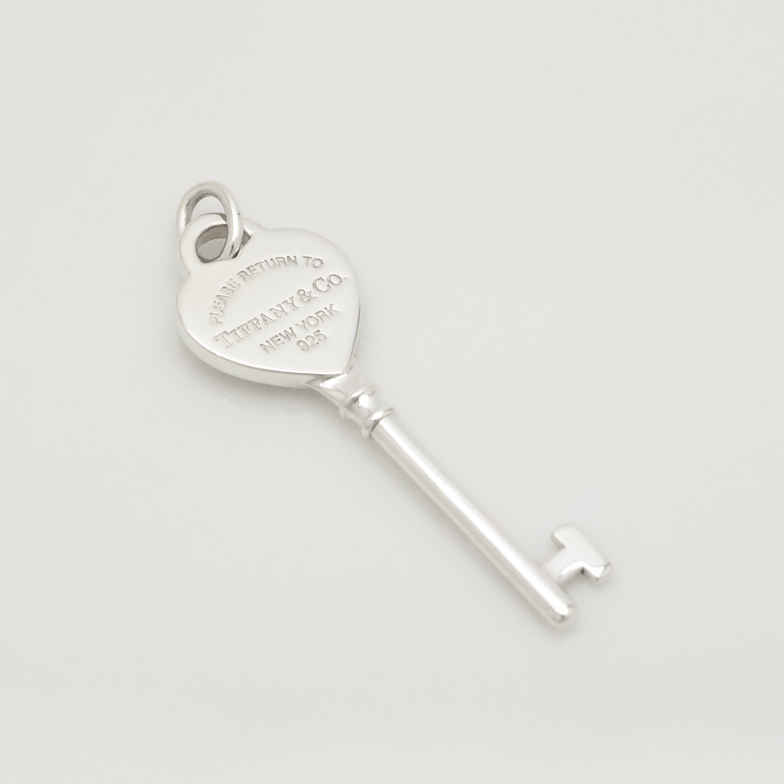 TIFFANY&Co. リターントゥ ティファニー ハート キー チャーム AG925
