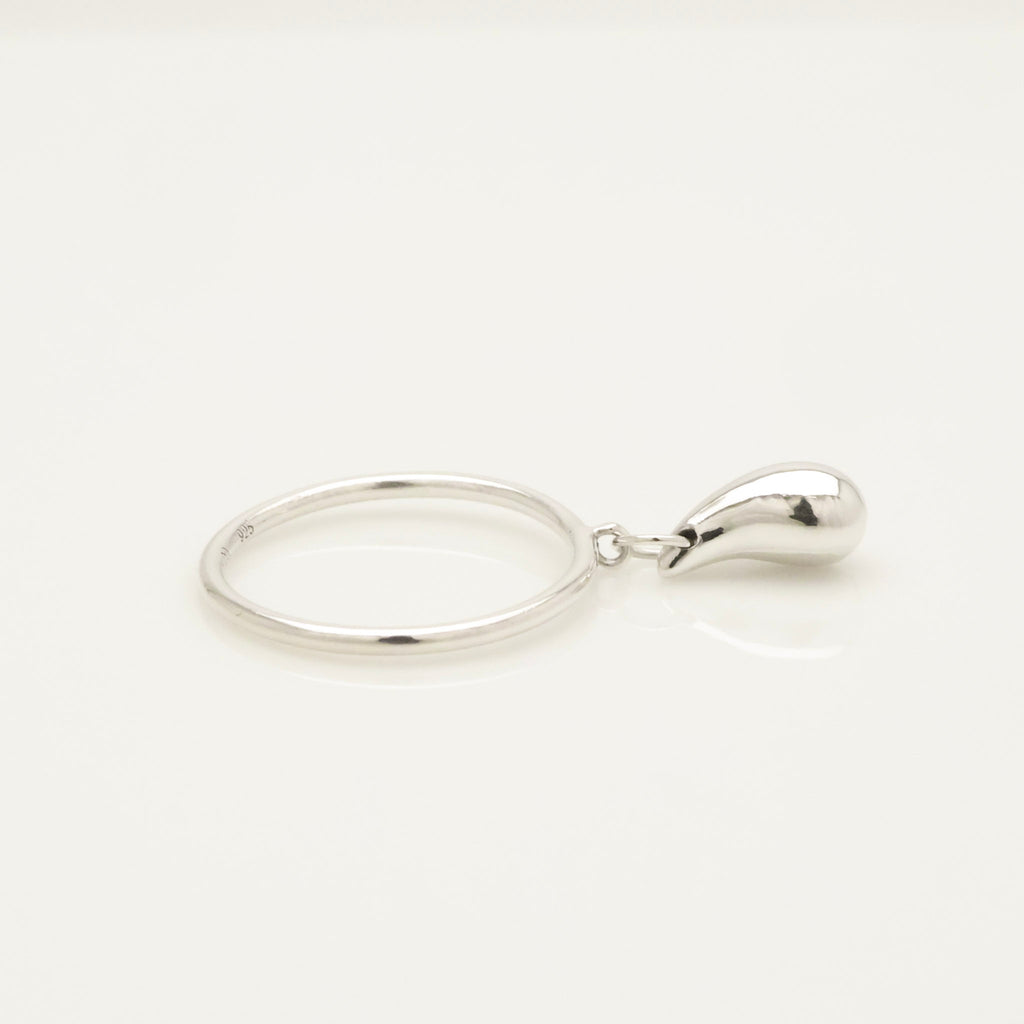 TIFFANY&Co. ティアドロップ エルサペレッティ ドロップ リング 8 号 AG925