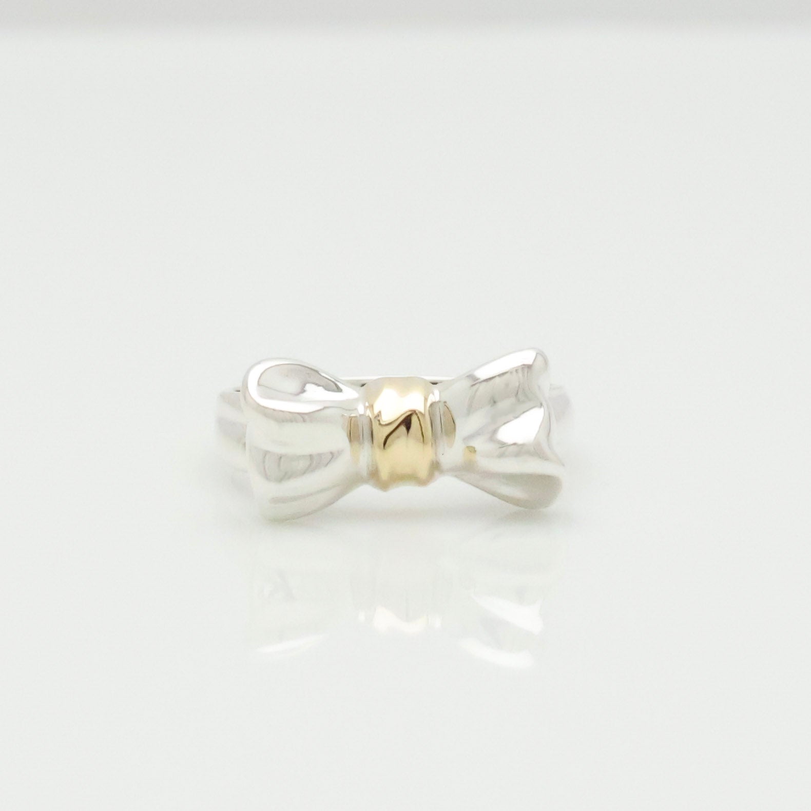 TIFFANY&Co. リボン コンビ リング 11号 AG925 AU750