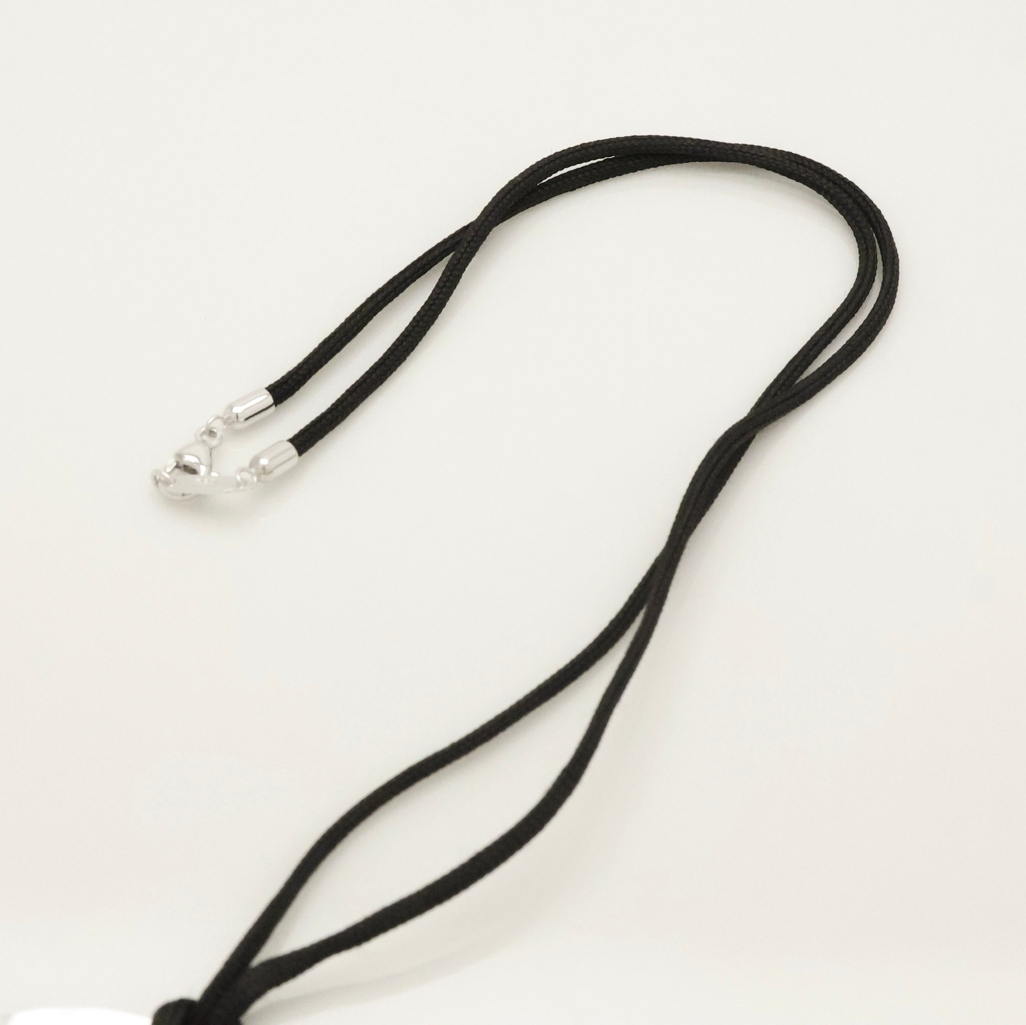 Tiffany & Co. Notes LARGE Round Shell Silk Cord Necklace Sterling Silver AG925