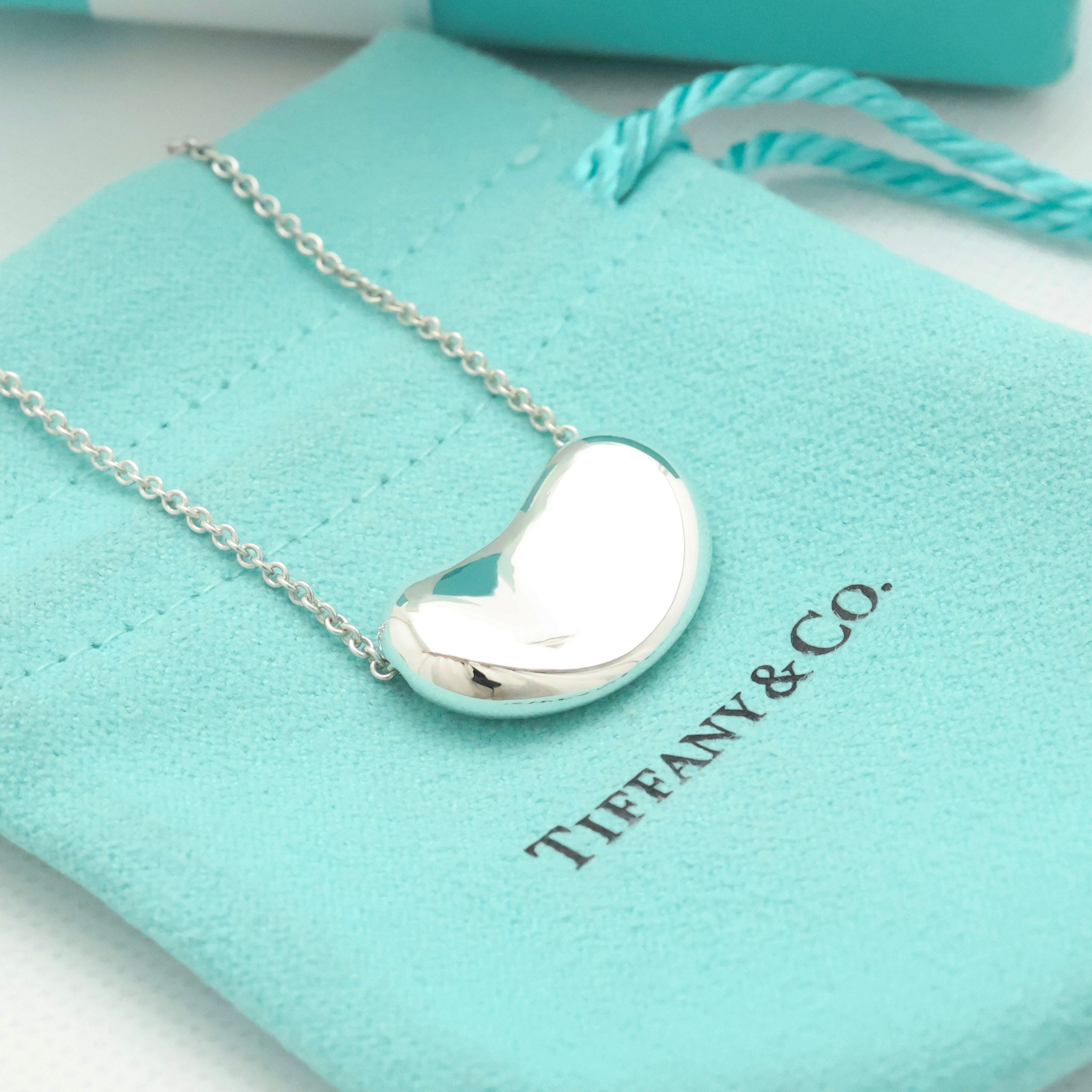 TIFFANY&Co. ラージ ビーン エルサペレッティ ネックレス AG925