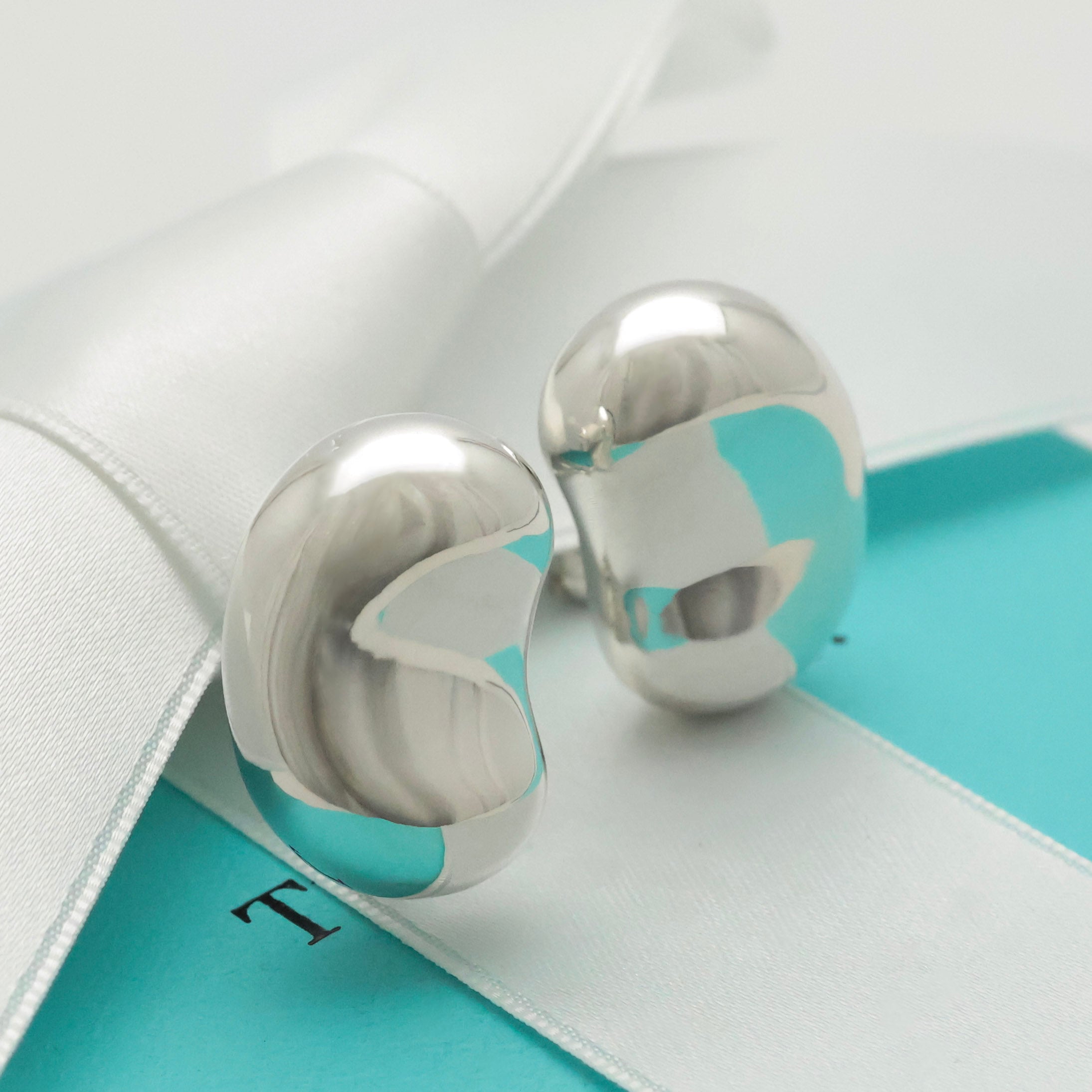 TIFFANY&Co. ビーン エルサペレッティ イヤリング AG925