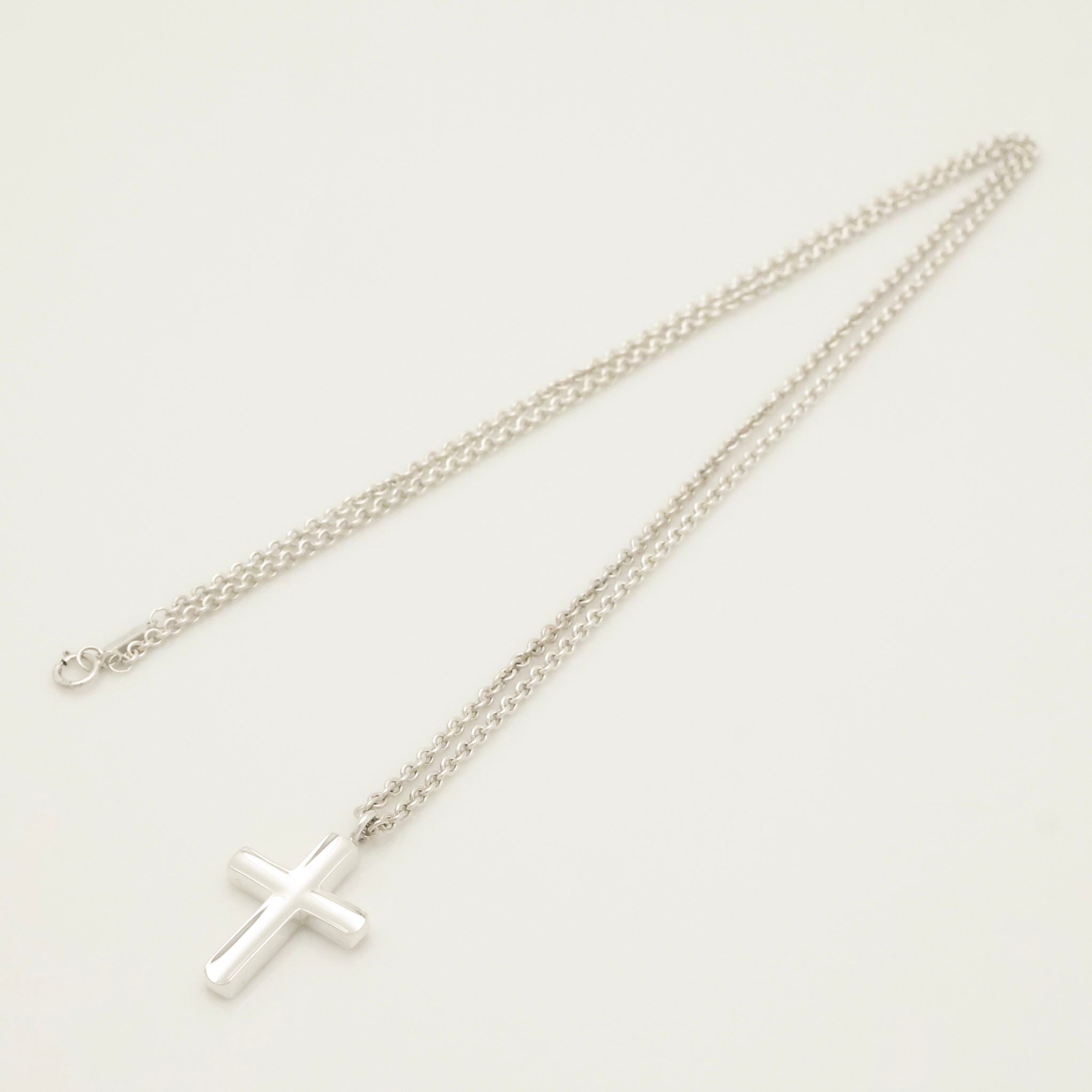  Tiffany & Co. Picasso Groove Cross Necklace Sterling Silver 925 