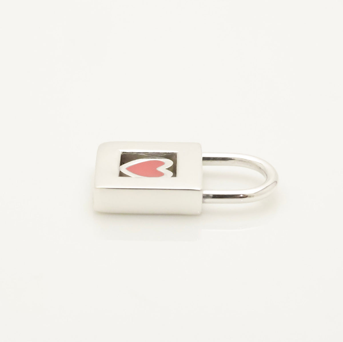 TIFFANY&Co. カデナ ロック レッド エナメル ハート ネックレス AG925