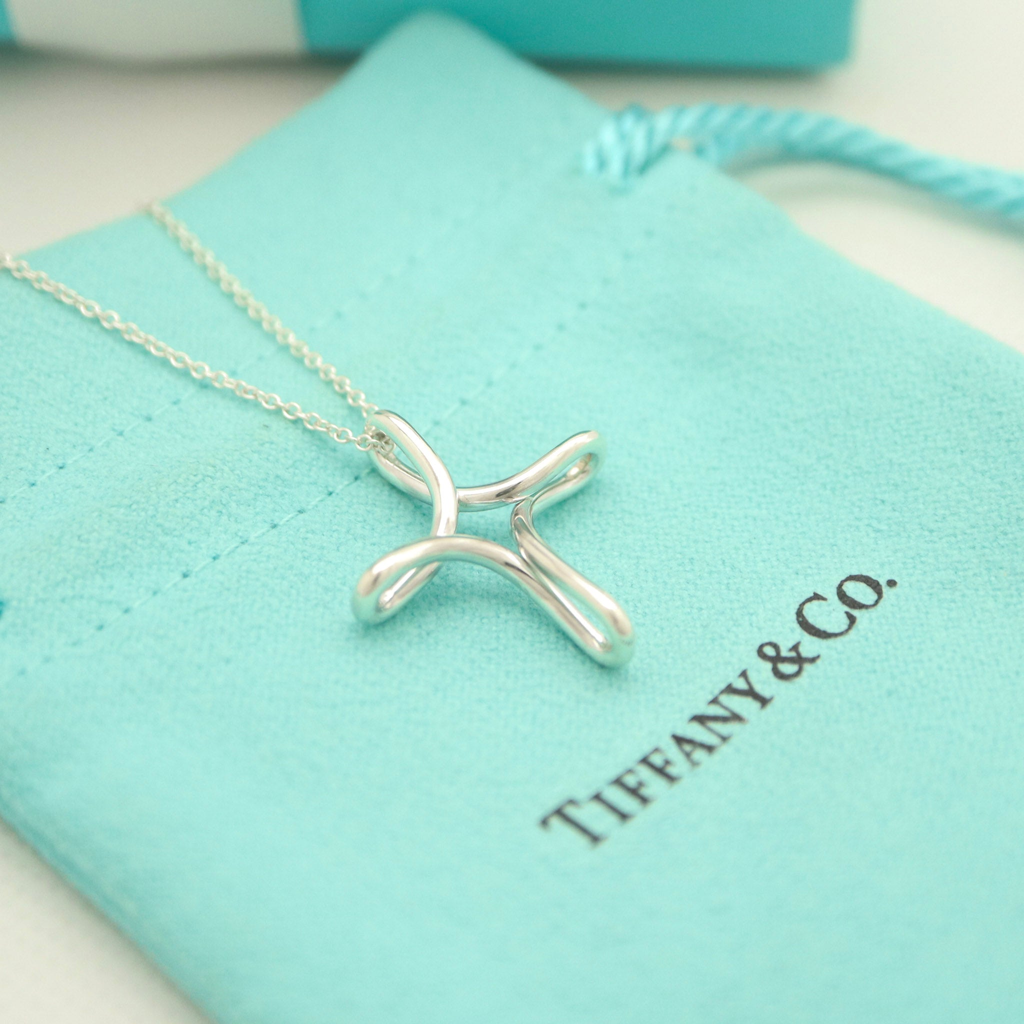  Tiffany & Co.. Infinity Cross Necklace Pendant Silver 925 