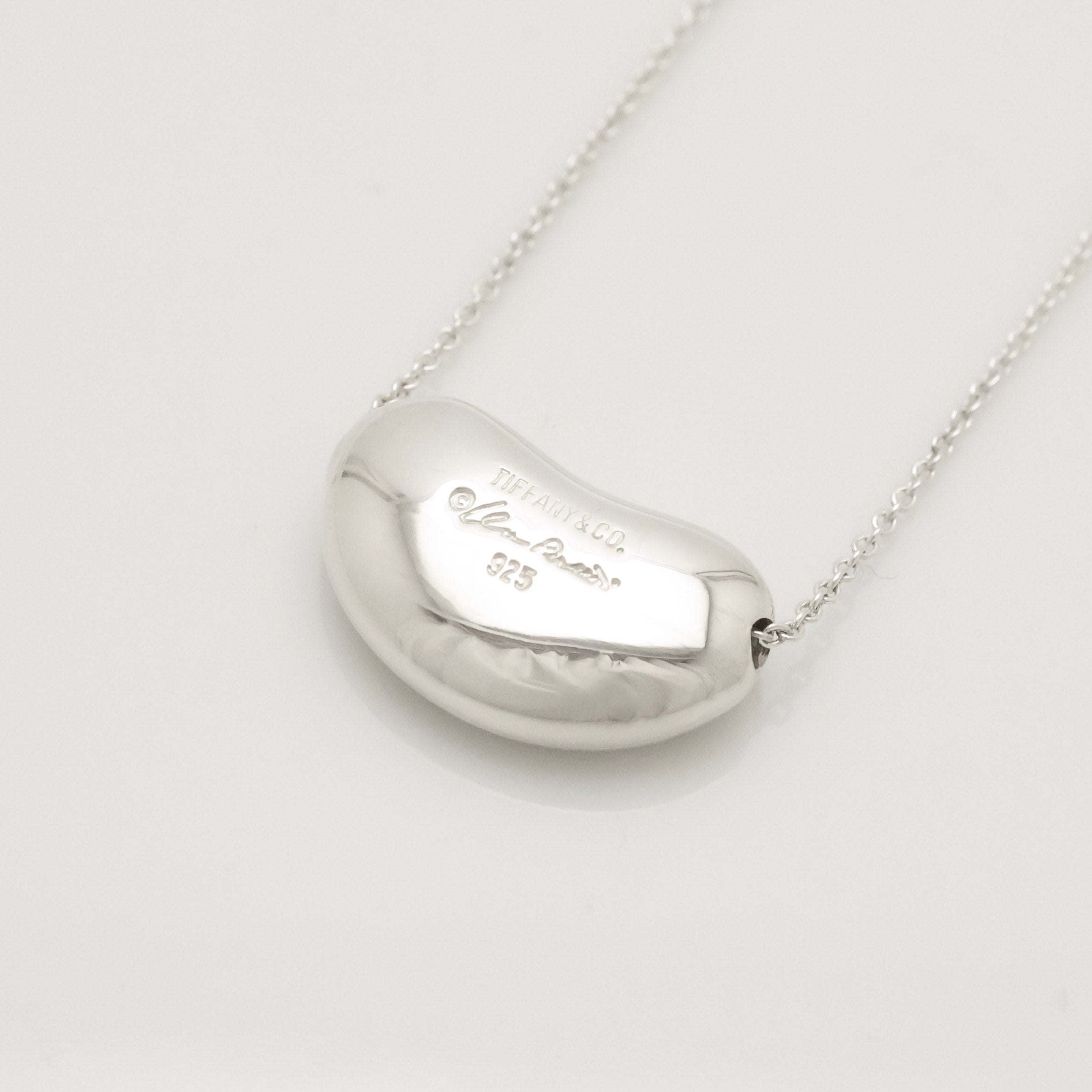  Tiffany & Co. Peretti Large  Bean Necklace  Sterling Silver 925 