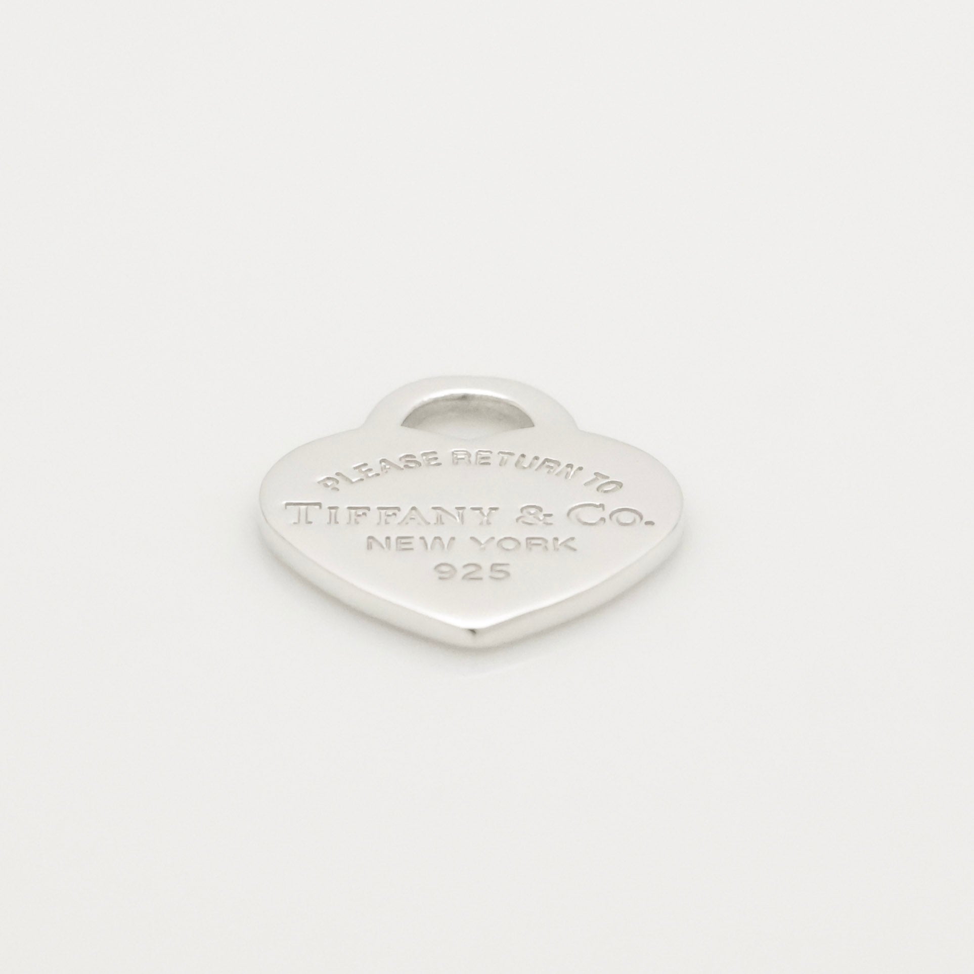TIFFANY&Co. リターントゥ ティファニー ミディアム ハート タグ チャーム AG925