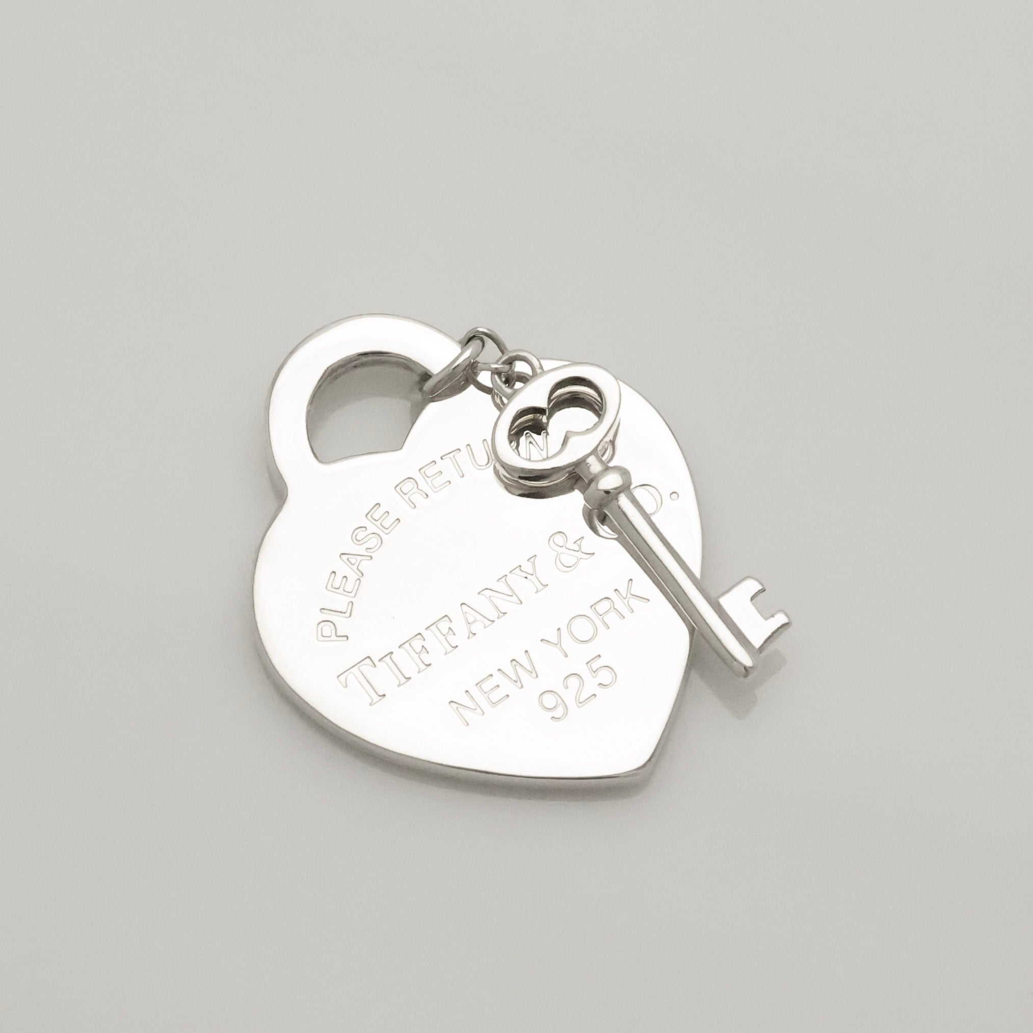 TIFFANY&Co. リターン トゥ ティファニー ハート タグ キー ペンダント チャーム AG925