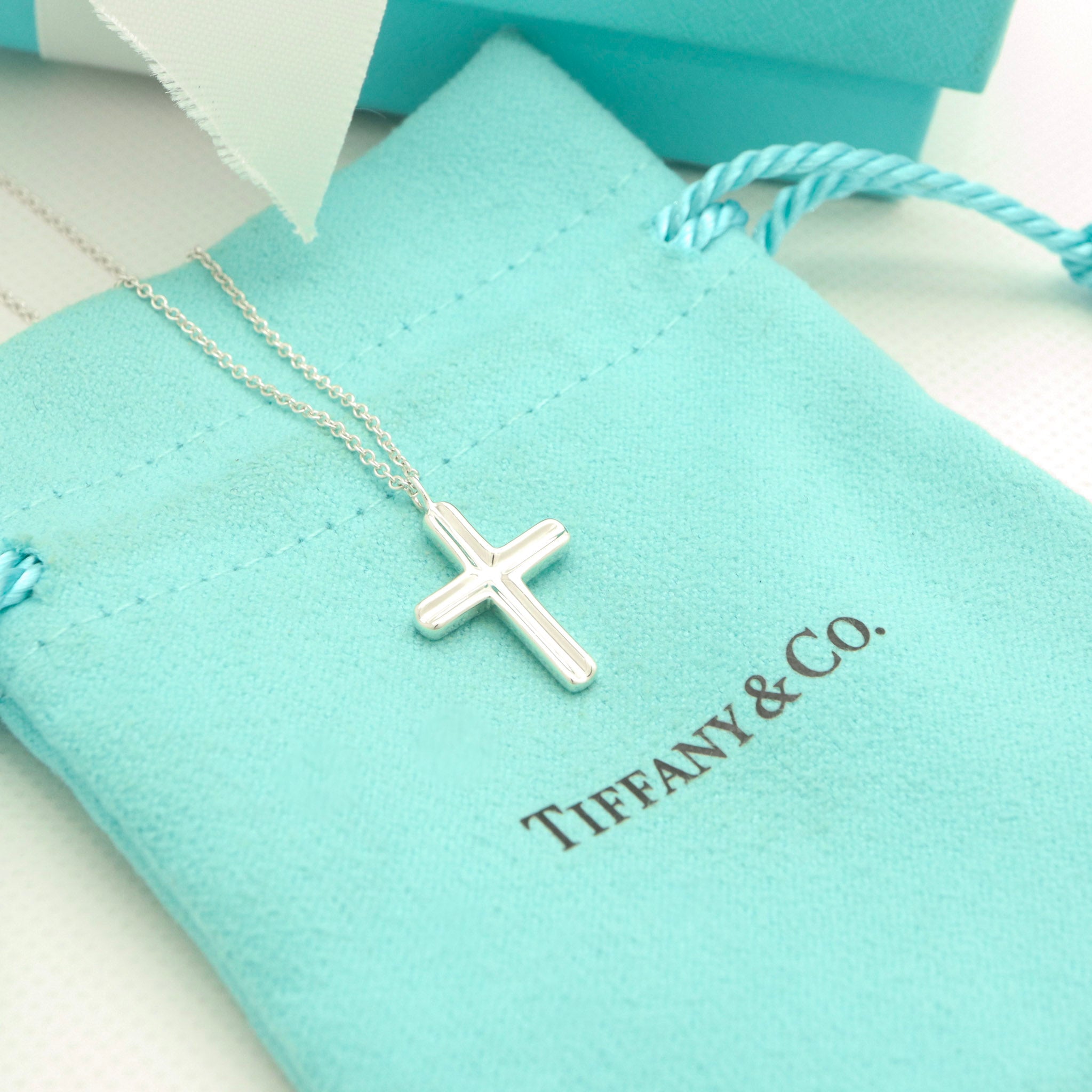  Tiffany & Co. Picasso Groove Cross Necklace Sterling Silver 925 