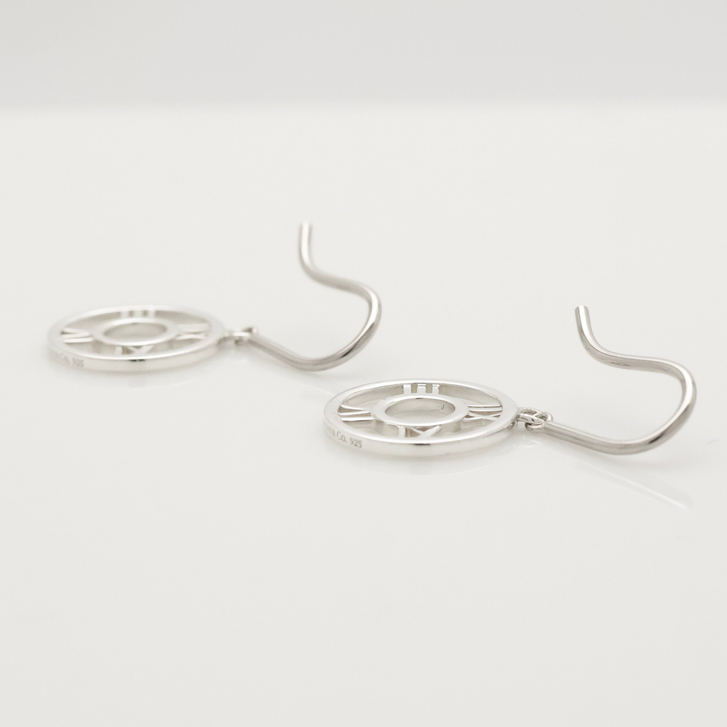 TIFFANY&Co. アトラス オープン サークル フック ピアス AG925