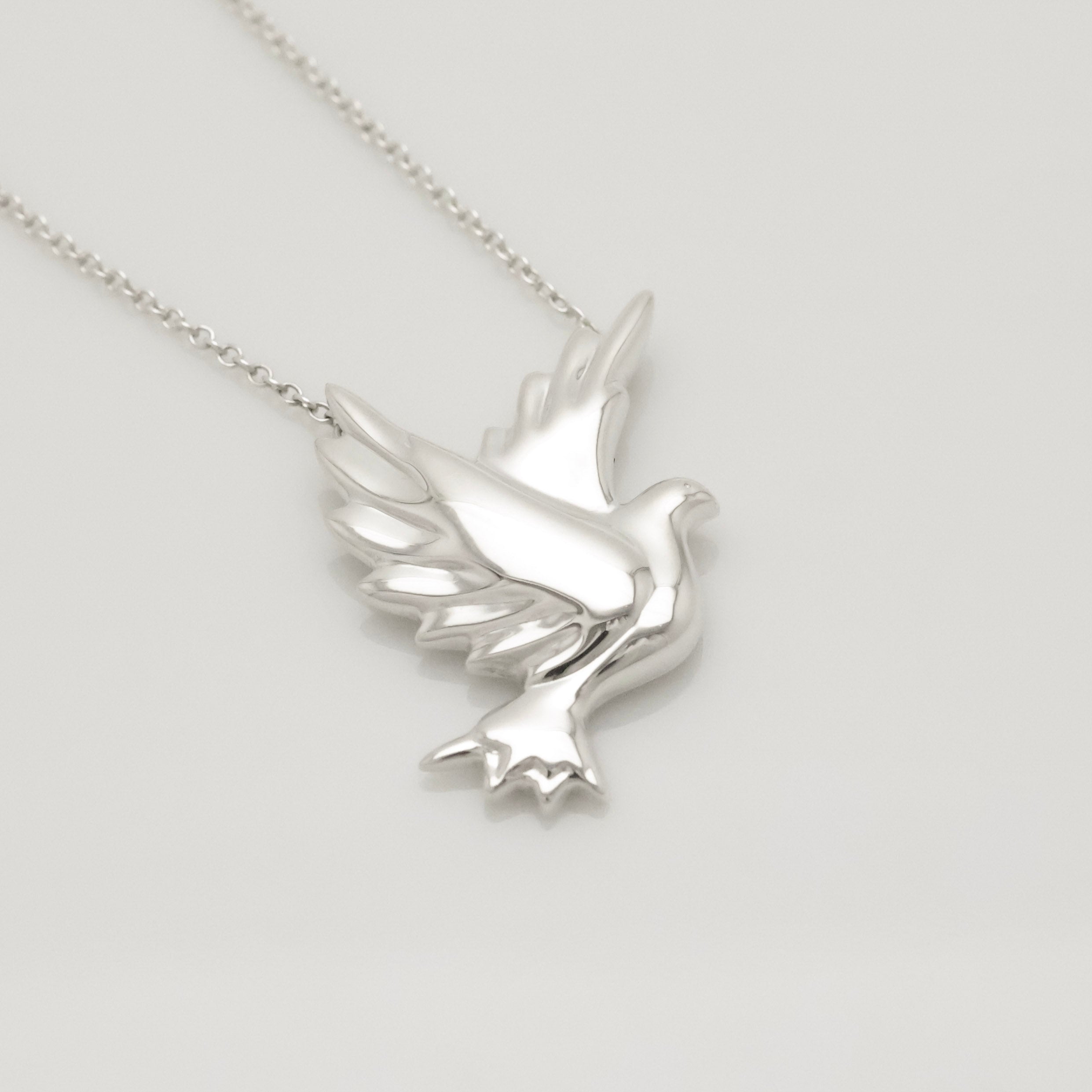 Tiffany & Co. Picasso Dove Bird Pendant Necklace Sterling Silver 925