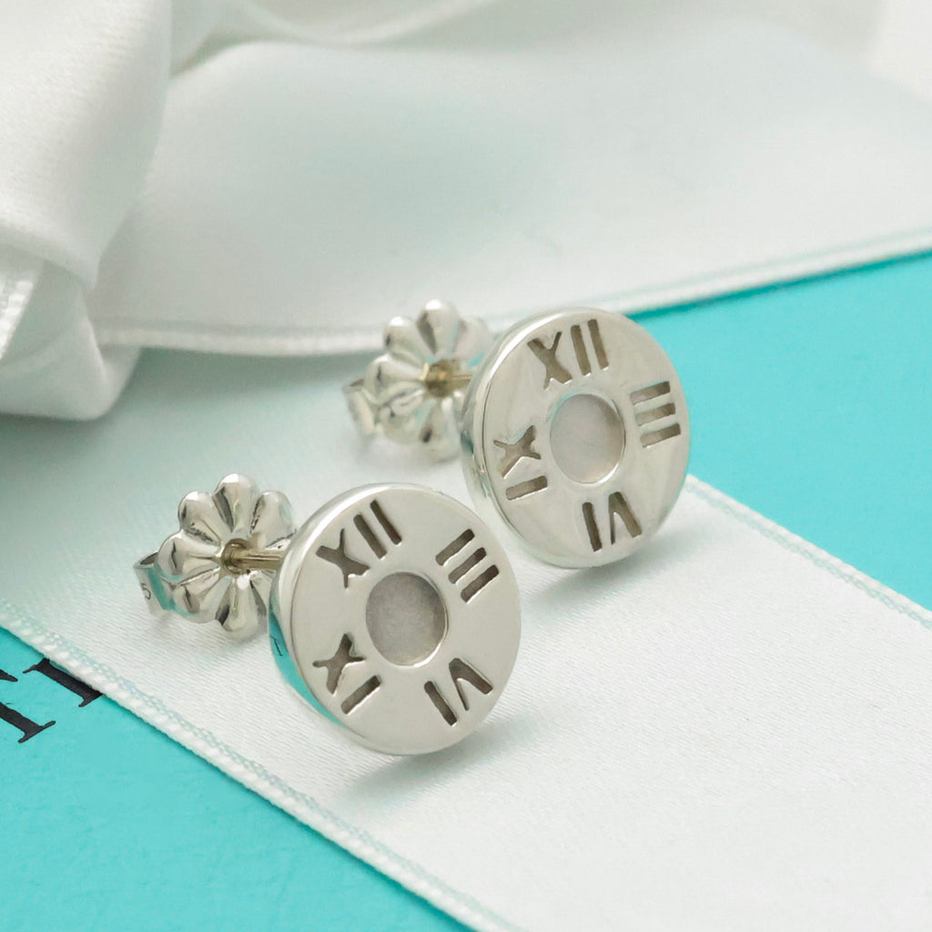 TIFFANY&Co. アトラス ピアスド サークル スタッド ピアス AG925