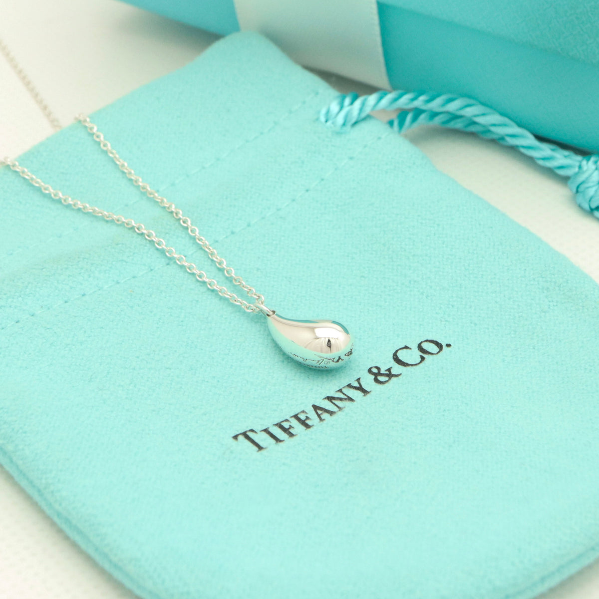 TIFFANY&Co.  ティアドロップ エルサペレッティ ネックレス AG925