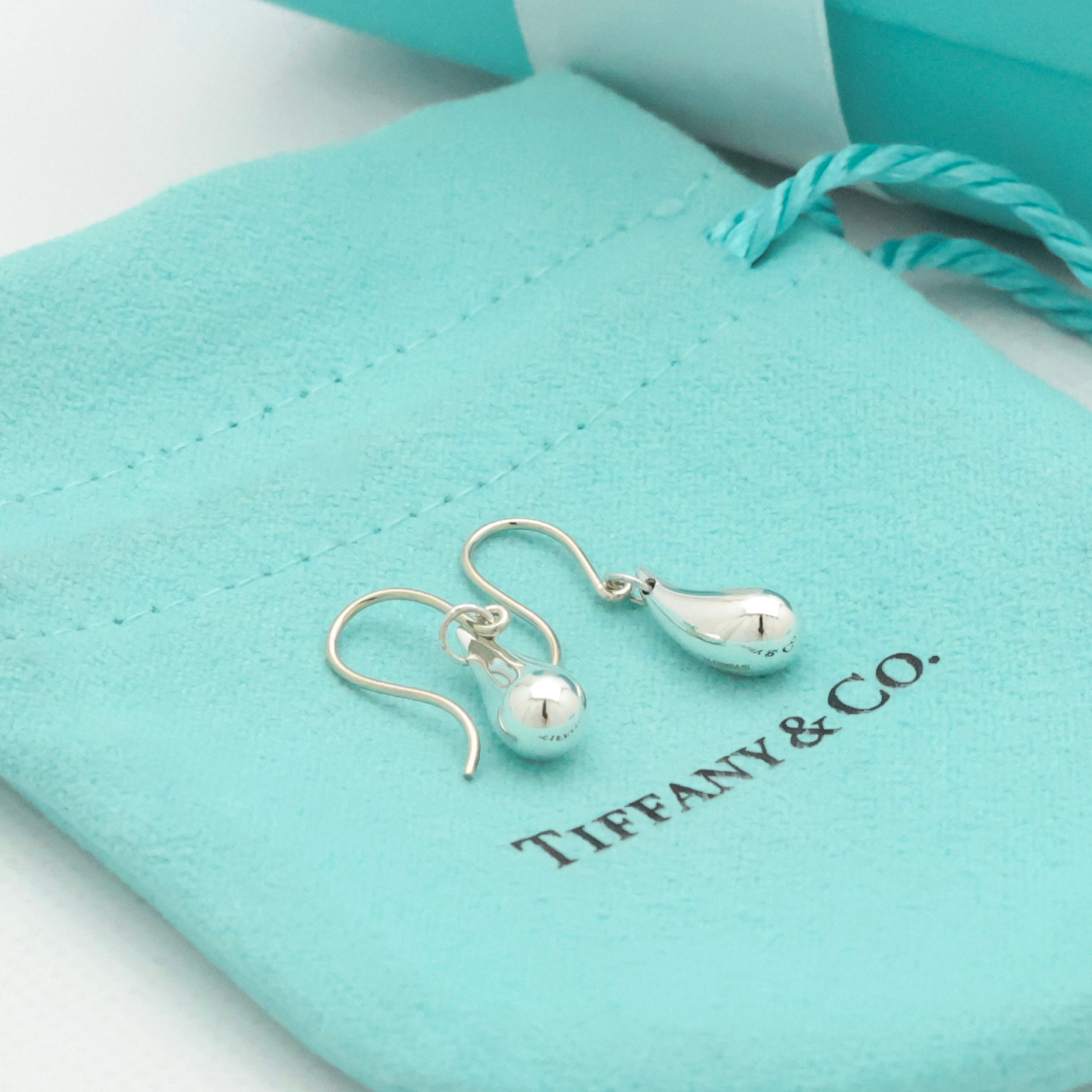 Tiffany & Co. Peretti Teardrop Dangle Earrings Sterling Silver 925