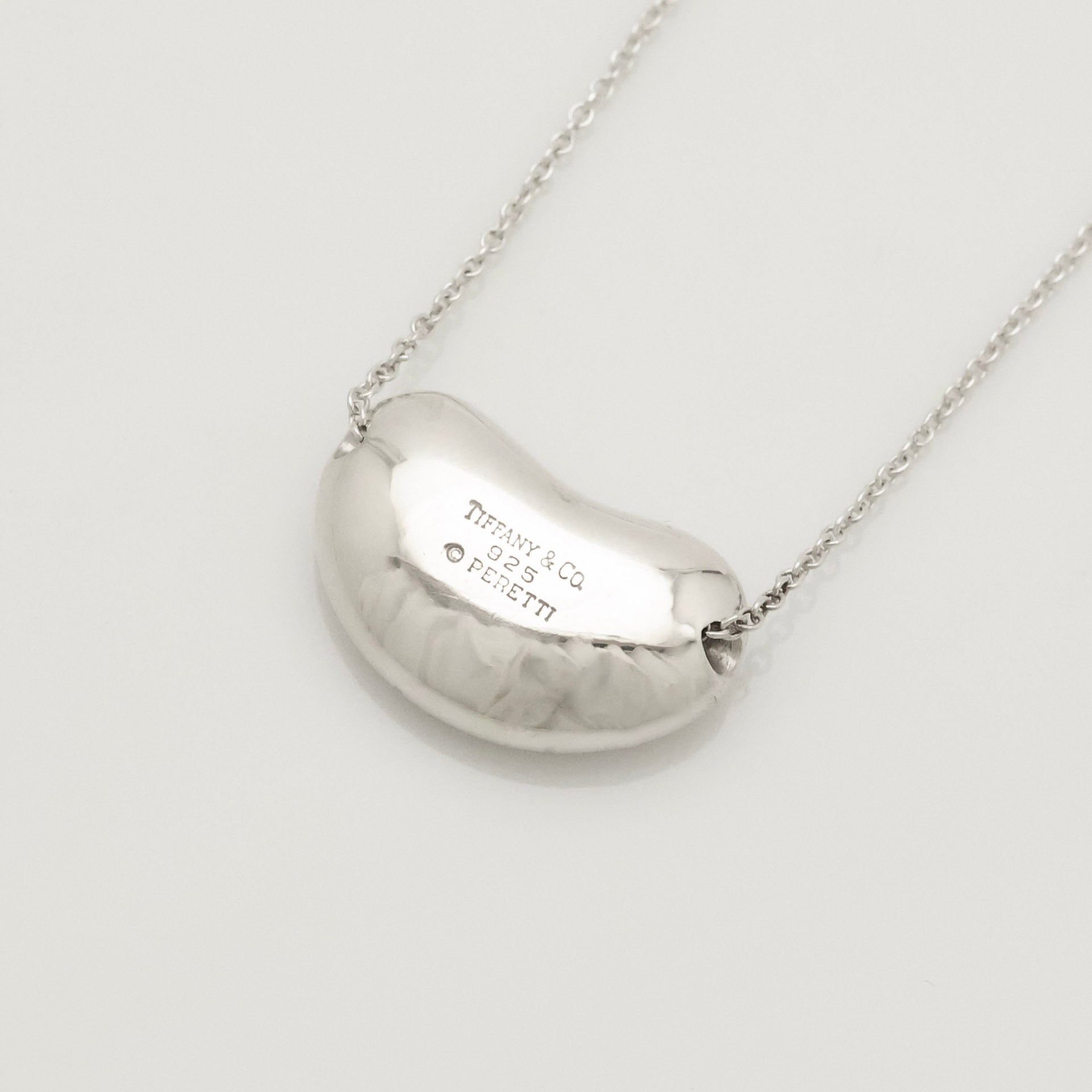  Tiffany & Co. Peretti Large  Bean Necklace  Sterling Silver 925 
