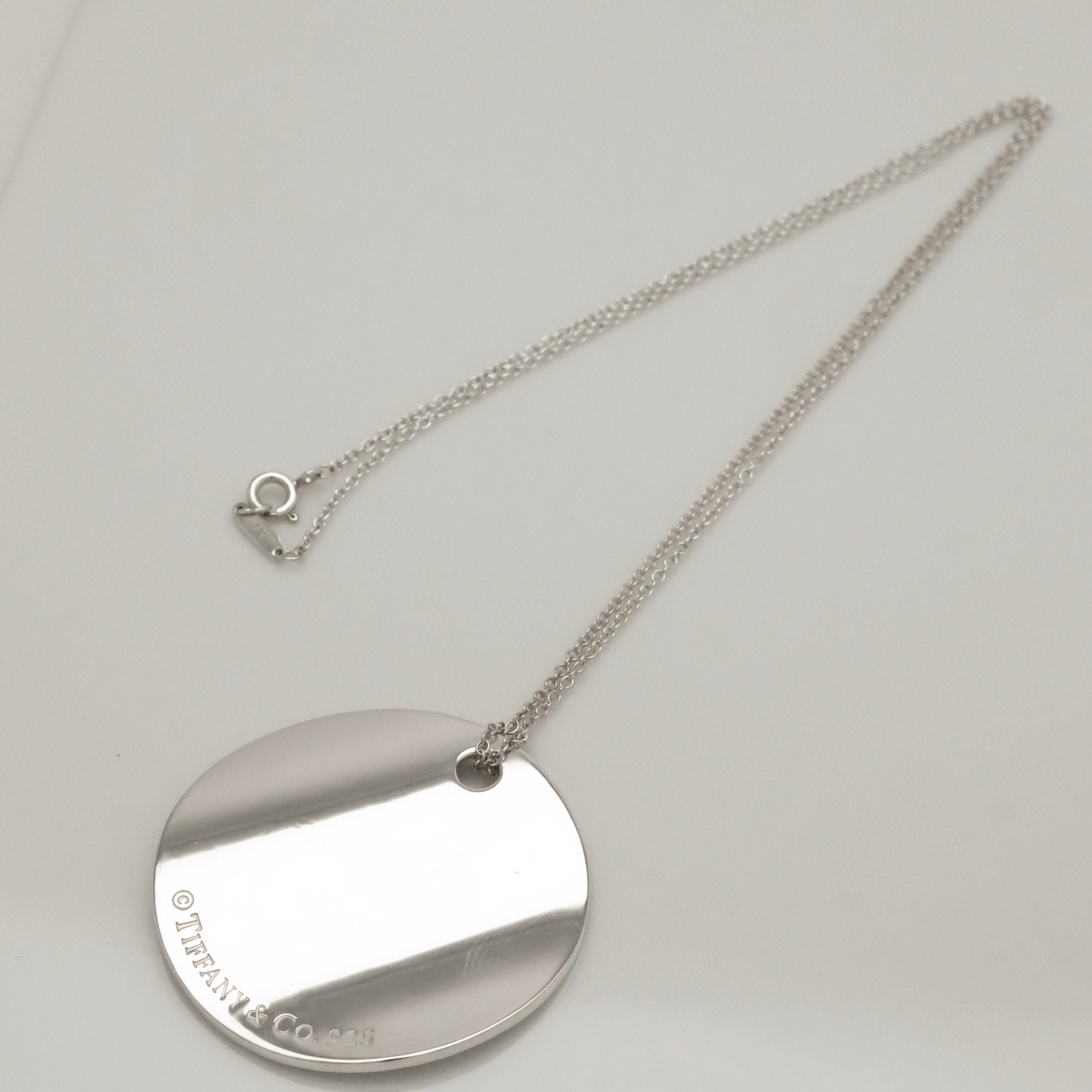 Tiffany & Co. Notes New York Large Wavy Round Circle Necklace Sterling Silver 925