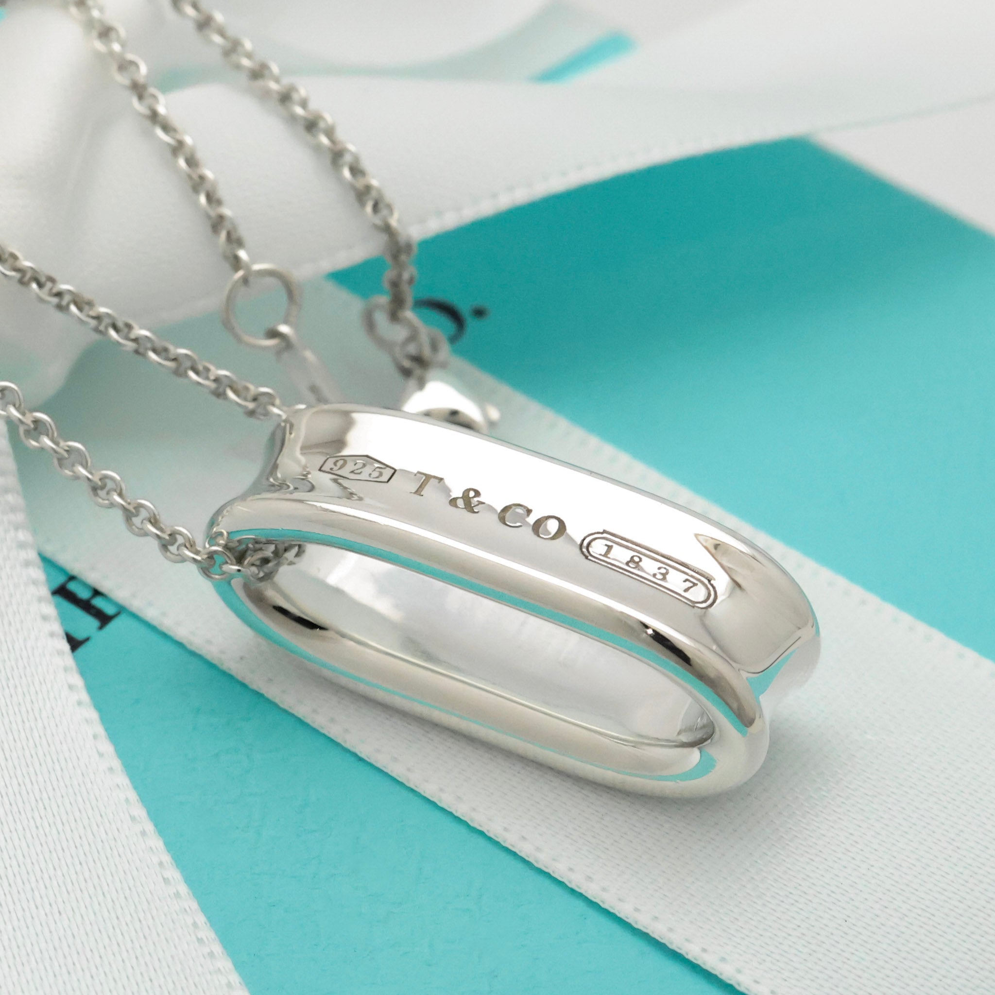 TIFFANY&Co. 1837 オーバル ループ ネックレス AG925