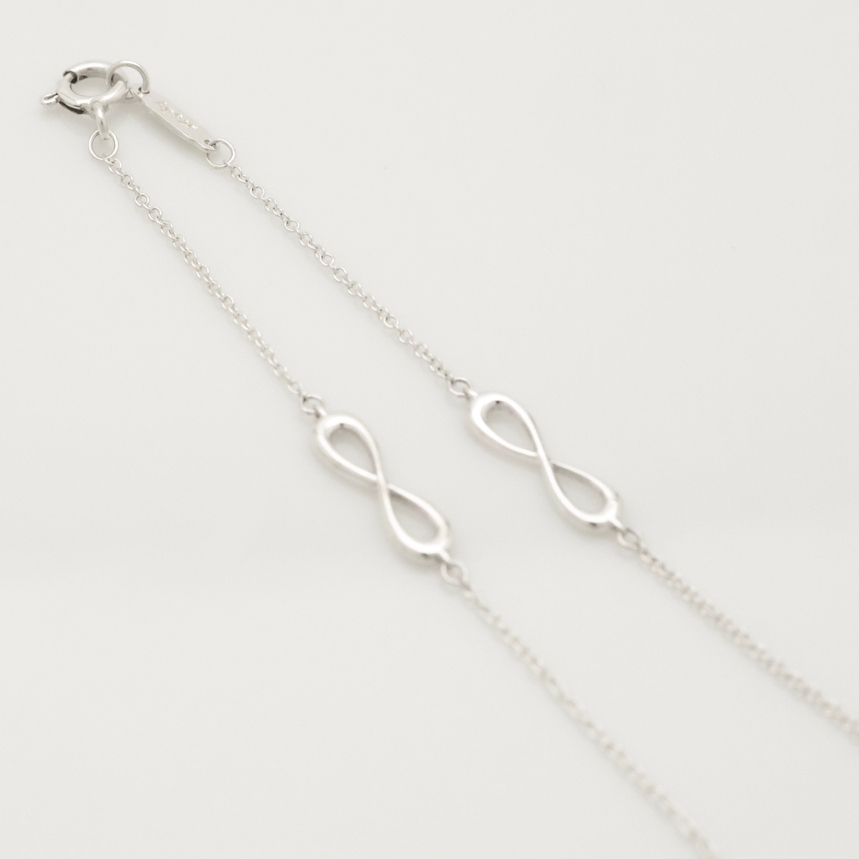 TIFFANY&Co. 3連 トリプル インフィニティ エンドレス ブレスレット AG925