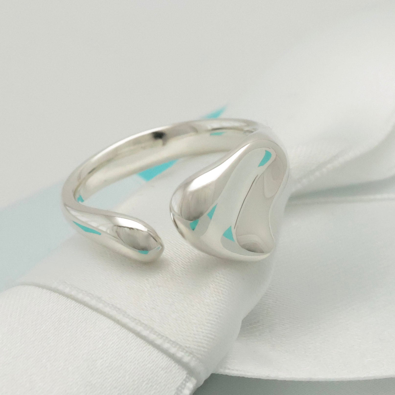 TIFFANY&Co. フルハート エルサペレッティ リング 10 号 AG925