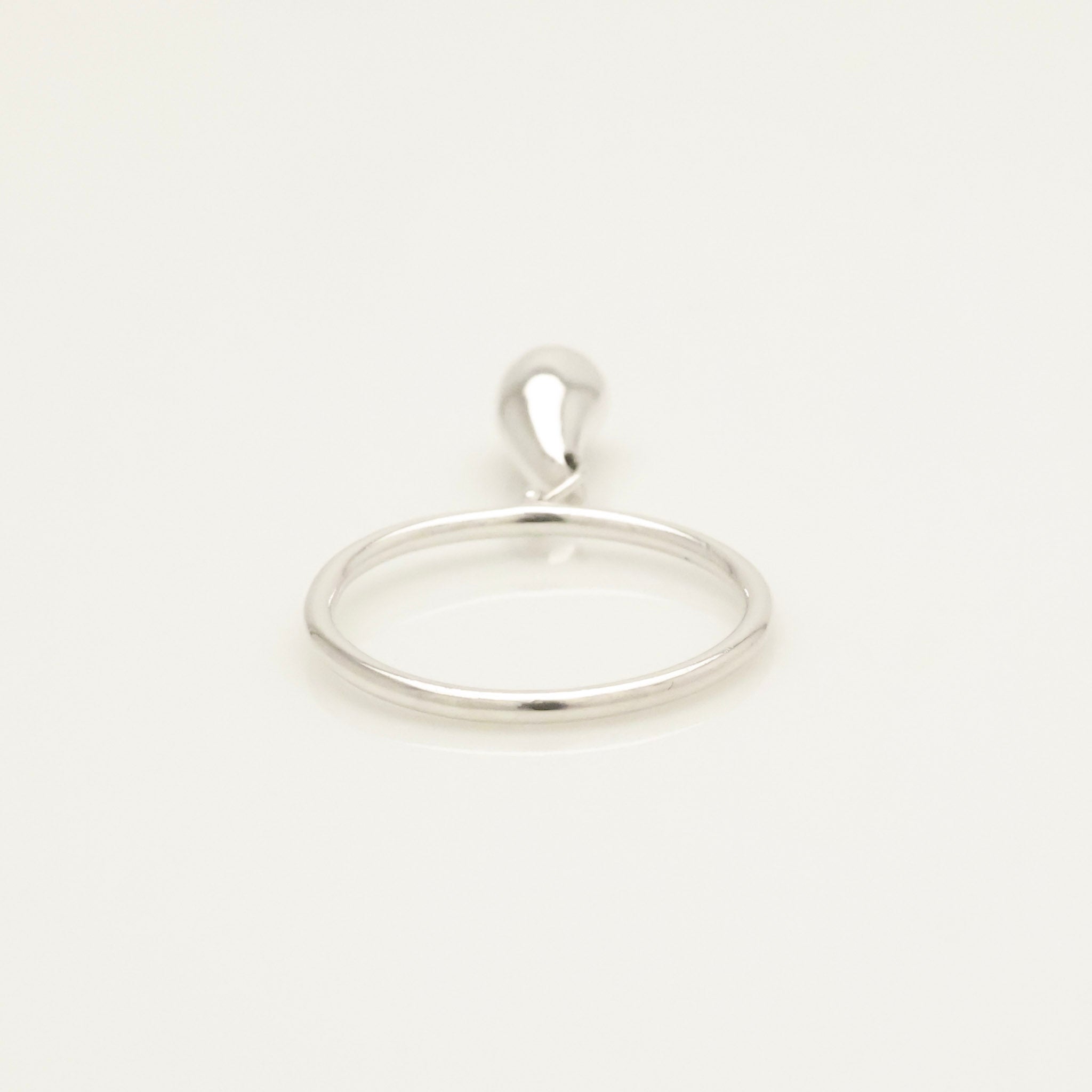 TIFFANY&Co. ティアドロップ エルサペレッティ ドロップ リング 8 号 AG925